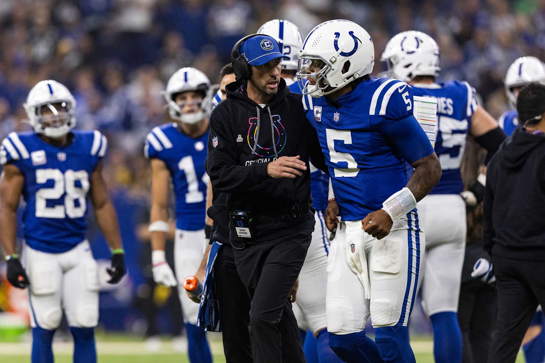 Indianapolis Colts head coach Shane Steichen (left) and quarterback Anthony Richardson (right)