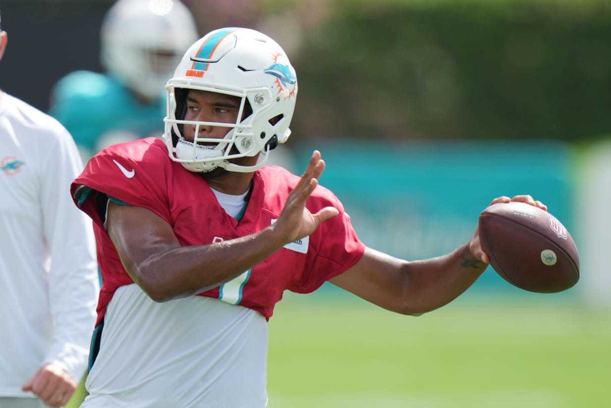 Franchise tags can start tomorrow but Miami Dolphins won't use it