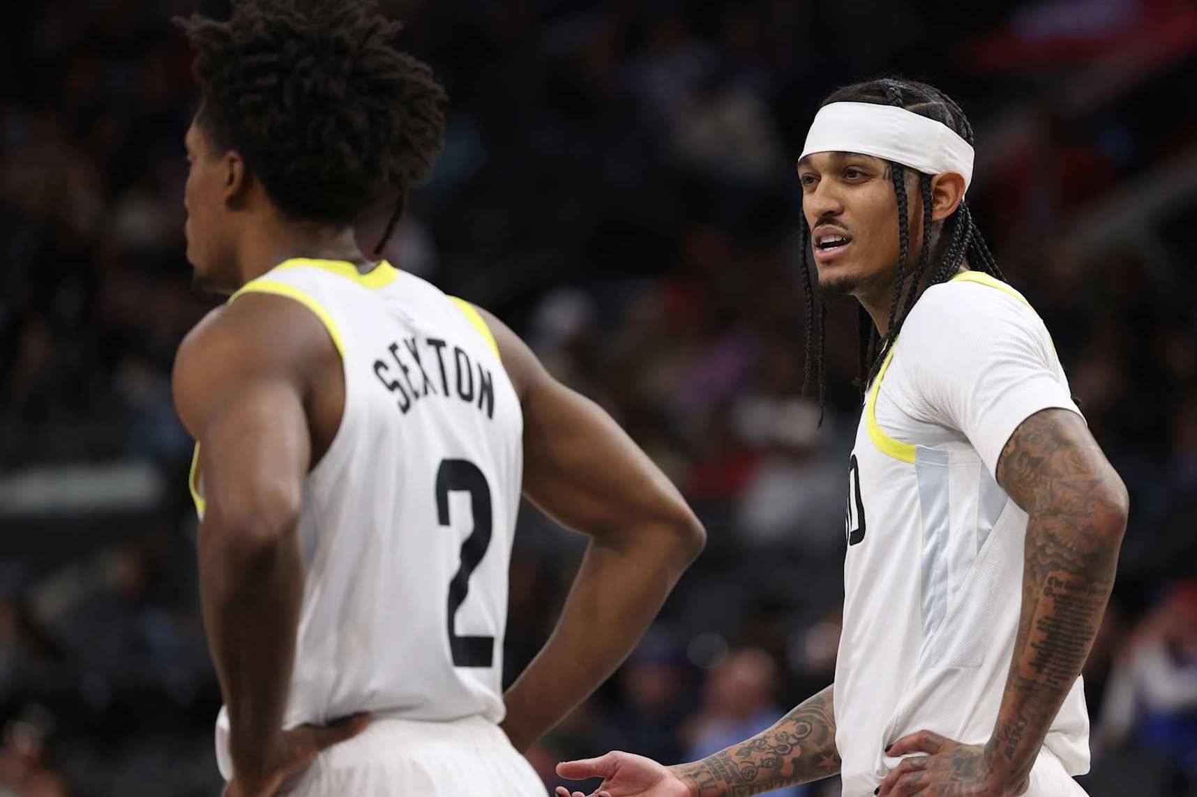 INGLEWOOD, CALIFORNIA - DECEMBER 16: Jordan Clarkson #00 of the Utah Jazz reacts with Collin Sexton #2 during a 144-107 LA Clippers win at Intuit Dome on December 16, 2024 in Inglewood, California. NOTE TO USER: User expressly acknowledges and agrees that, by downloading and or using this photograph, User is consenting to the terms and conditions of the Getty Images License Agreement. (Photo by Harry How/Getty Images)