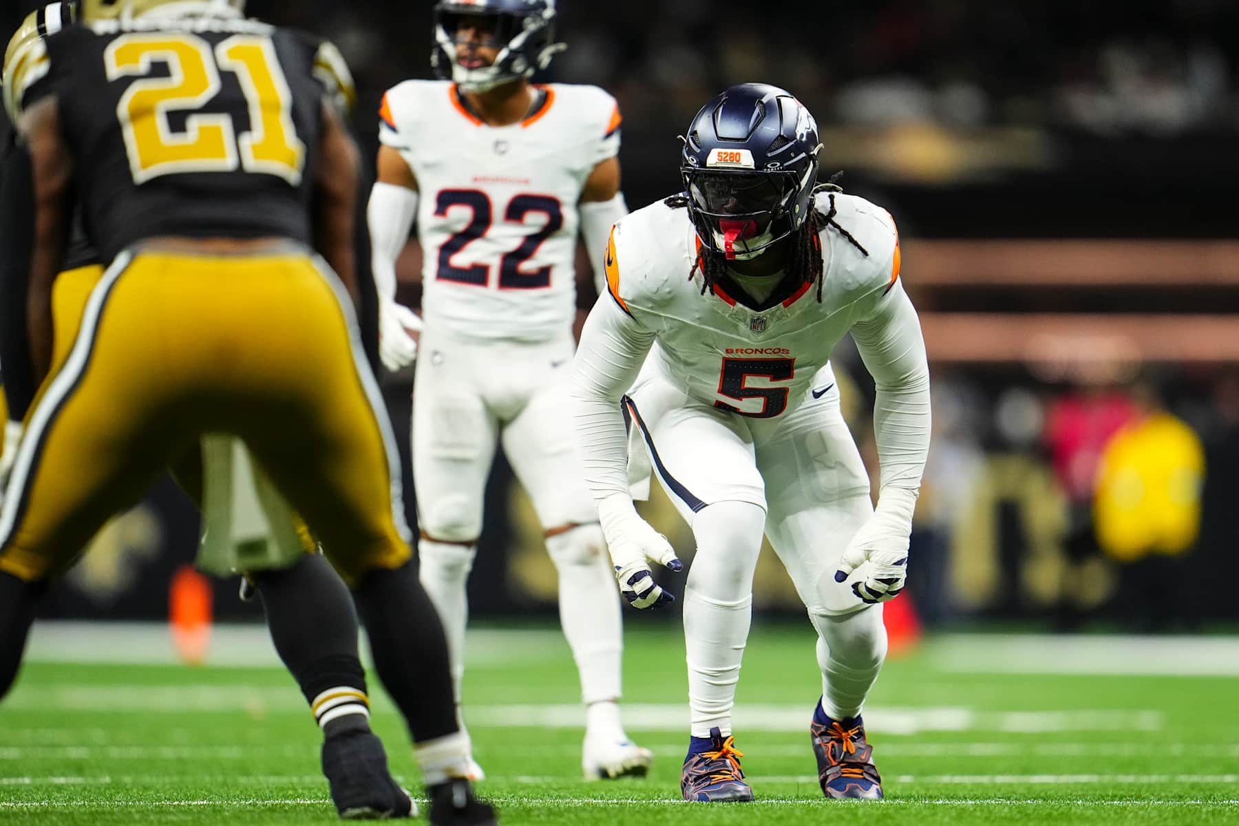 NEW ORLEANS, LA - OCTOBER 17: Baron Browning #5 of the Denver Broncos lines up before the snap during an NFL football game against the New Orleans Saints at Caesars Superdome on October 17, 2024 in New Orleans, Louisiana. (Photo by Cooper Neill/Getty Images)