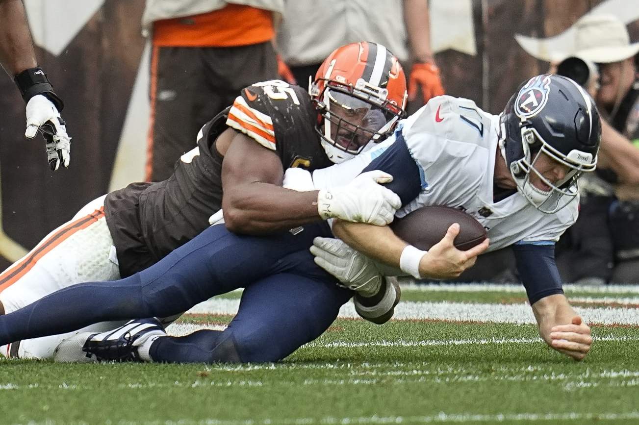 Highlight] Today marks 22 days until the 2023 NFL Season starts! Let's  remember the 3 TD day Mike White had against the Bears last season. The  last TD being a 22 yard