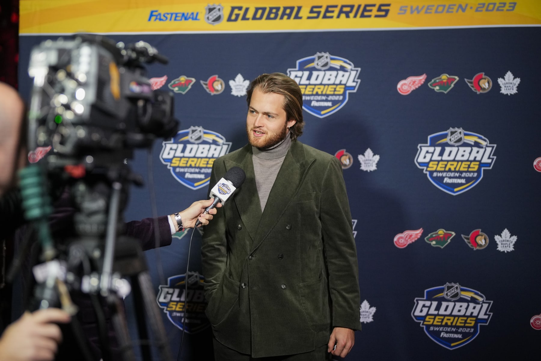 NHL Style Rankings: Star Forwards Nylander, Pastrnak, Tkachuk Dominate off the Ice - Vimarsana News