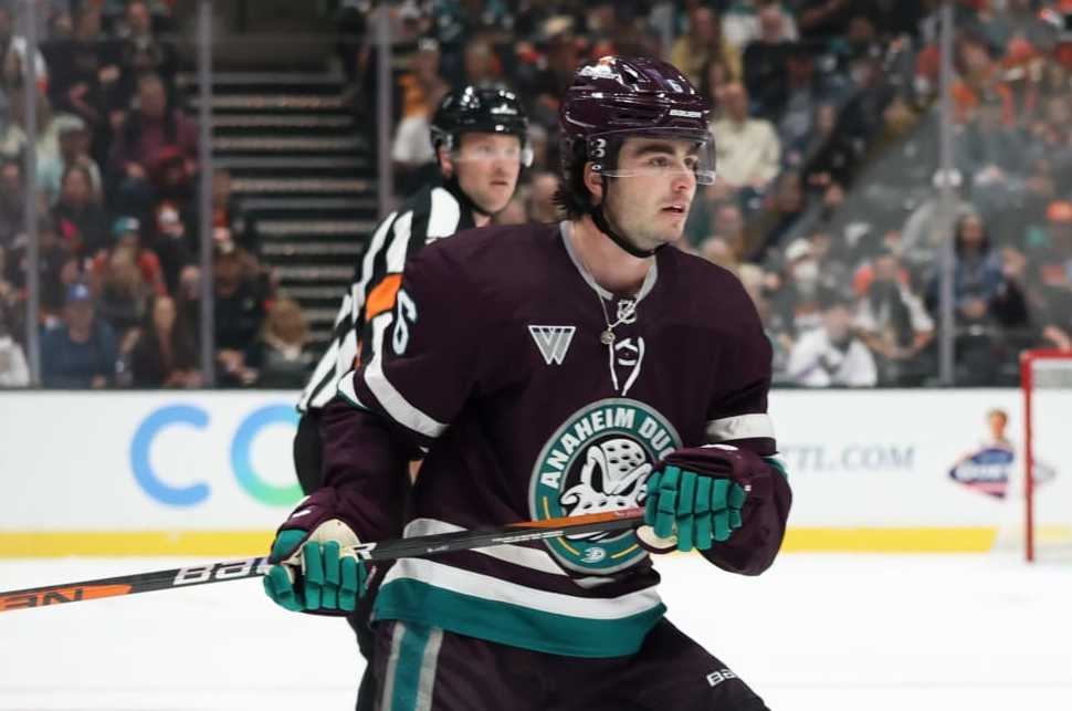Jamie Drysdale is heading to Philadelphia.