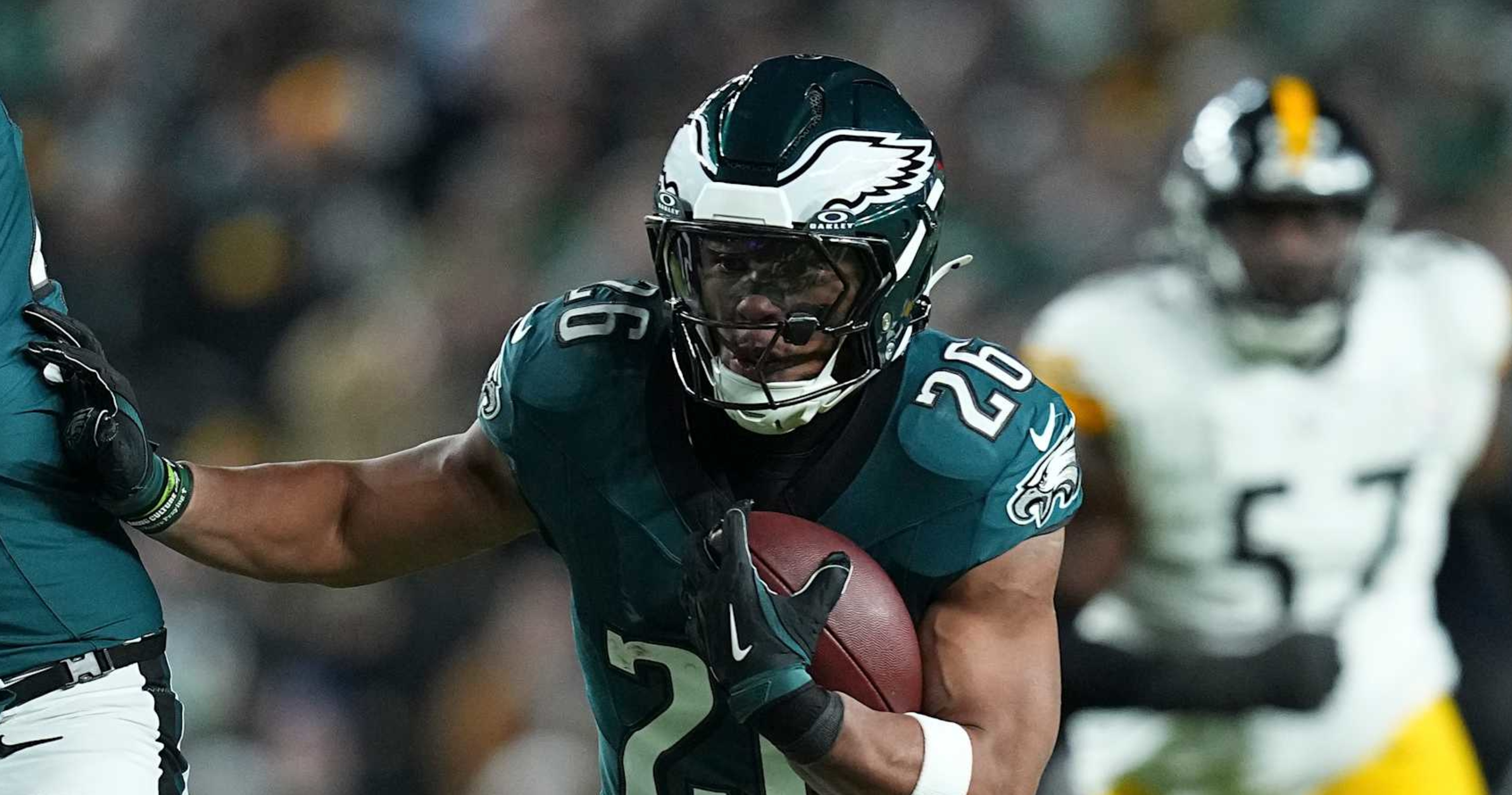Saquon Barkley, Lamar Jackson, Josh Allen Lead Latest 2025 NFL Pro Bowl Voting Update News