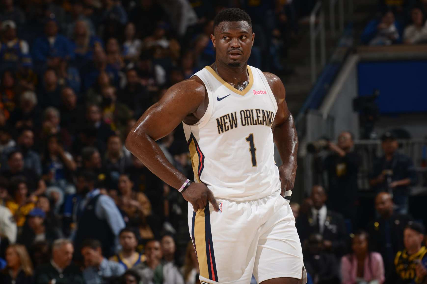 SAN FRANCISCO, CA - APRIL 12:  Zion Williamson #1 of the New Orleans Pelicans looks on during the game on April 12, 2024 at Chase Center in San Francisco, California. NOTE TO USER: User expressly acknowledges and agrees that, by downloading and or using this photograph, user is consenting to the terms and conditions of Getty Images License Agreement. Mandatory Copyright Notice: Copyright 2024 NBAE (Photo by Noah Graham/NBAE via Getty Images)
