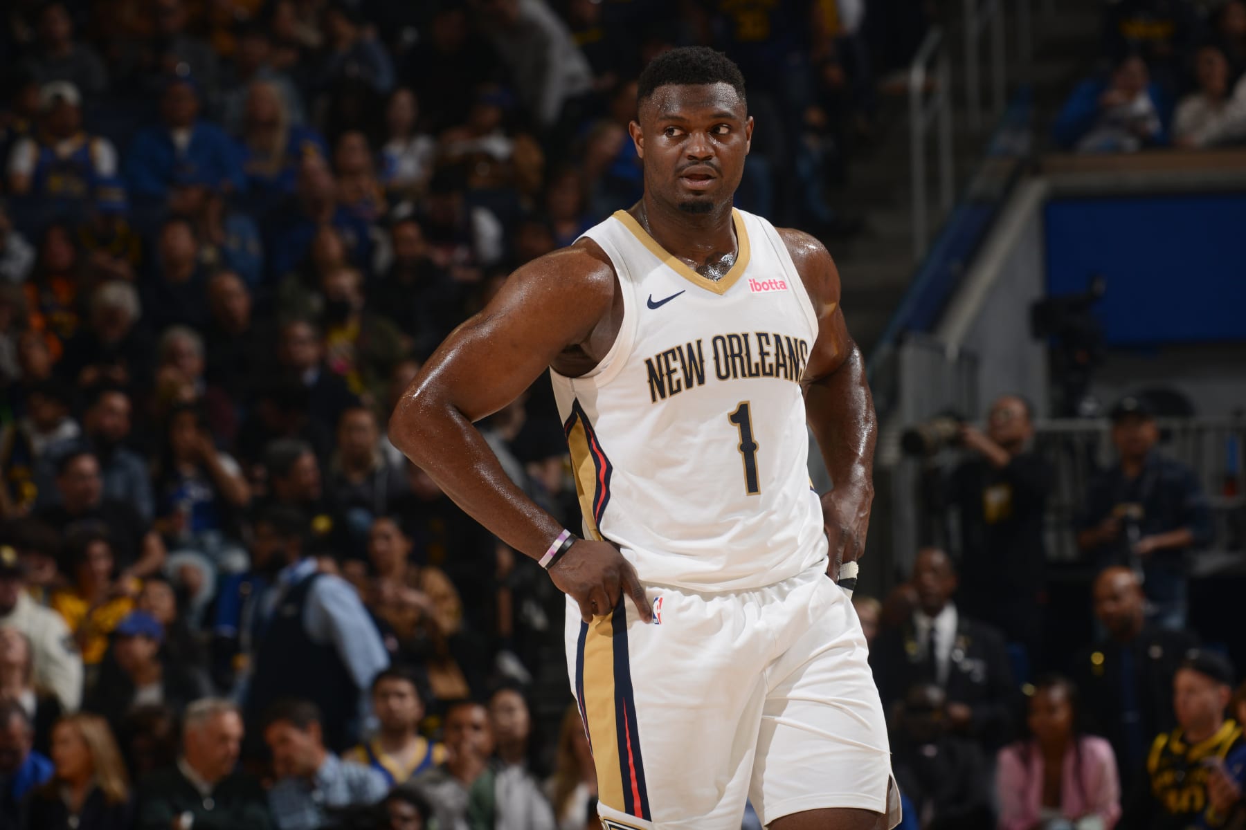 SAN FRANCISCO, CA - APRIL 12: Zion Williamson #1 of the New Orleans Pelicans looks on during the game on April 12, 2024 at Chase Center in San Francisco, California. NOTE TO USER: User expressly acknowledges and agrees that, by downloading and or using this photograph, user is consenting to the terms and conditions of Getty Images License Agreement. Mandatory Copyright Notice: Copyright 2024 NBAE (Photo by Noah Graham/NBAE via Getty Images)