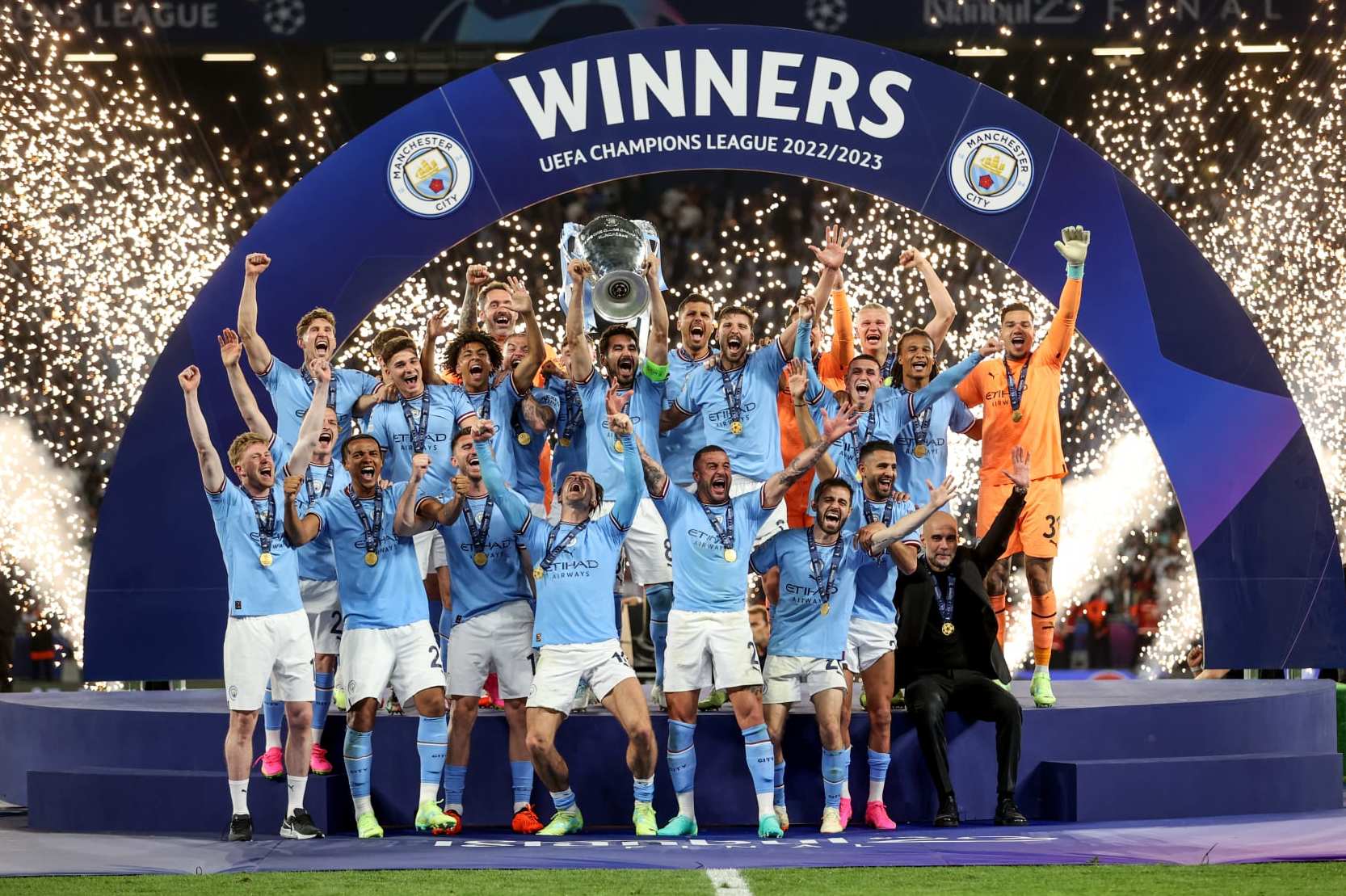 EA Sports FC 24 - Manchester City Vs. Crvena Zvezda - UEFA Champions League  23/24