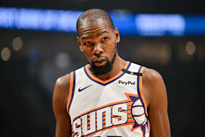 Report: Suns 'Strongly Considering' Kevin Durant Trade; Warriors Interest 'Serious'