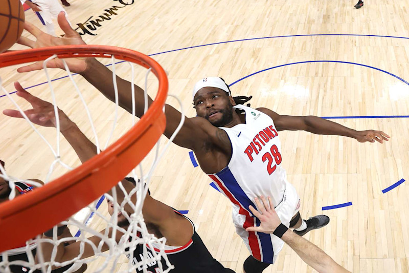 DETROIT, MICHIGAN - JANUARY 06: Isaiah Stewart #28 of the Detroit Pistons battles Kris Murray #24 of the Portland Trail Blazers for a second half rebound at Little Caesars Arena on January 06, 2025 in Detroit, Michigan. Detroit won the game 118-115. NOTE TO USER: User expressly acknowledges and agrees that, by downloading and or using this photograph, User is consenting to the terms and conditions of the Getty Images License. (Photo by Gregory Shamus/Getty Images)
