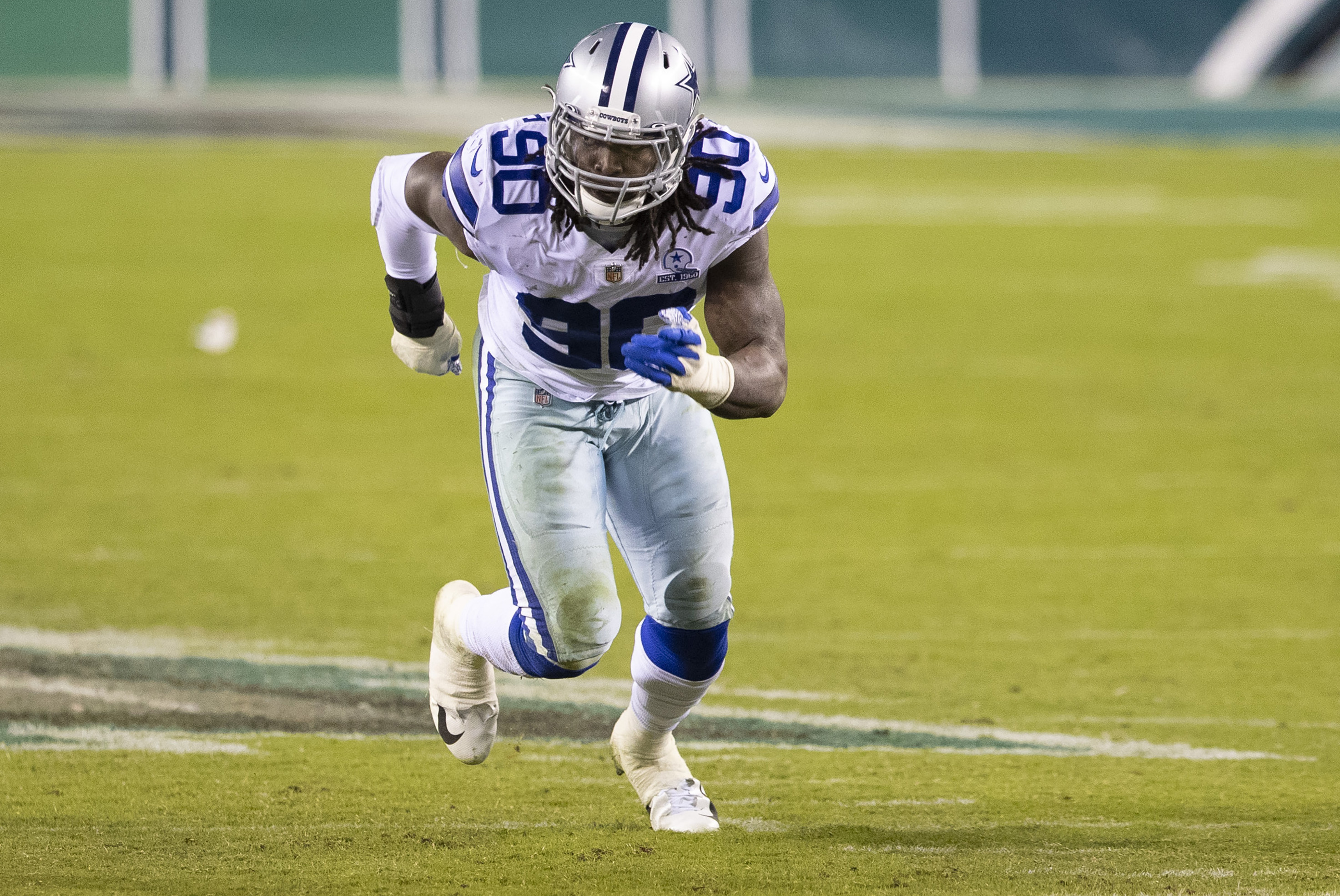 Cowboys Rumors: DeMarcus Lawrence 'Isn't Going Anywhere' Despite Turning Down Pa..