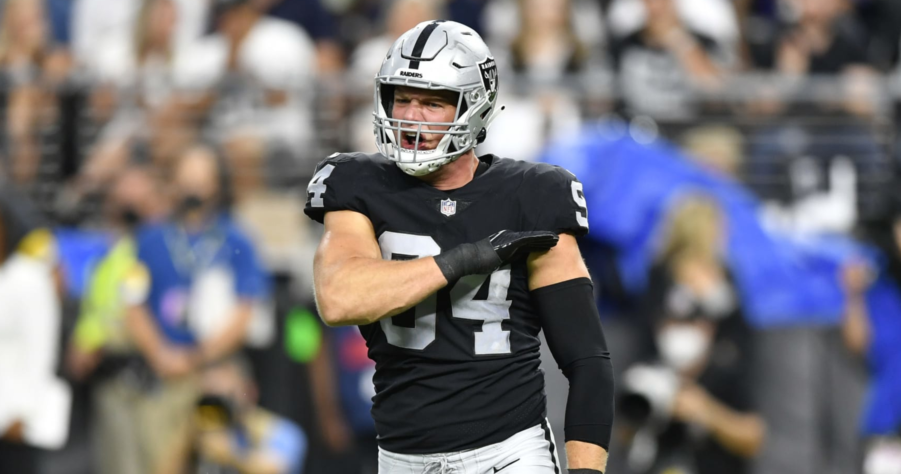 Former Raiders DE Carl Nassib, Buccaneers Reportedly Agree to 1-Year Contract