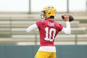 Packers GM: Jordan Love 'Close' on Contract Extension; Won't Practice Until He Signs