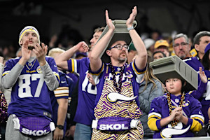Report: Vikings Bought Nearly $2M Worth of Tickets for Lions Game to Re-Sell to Fans