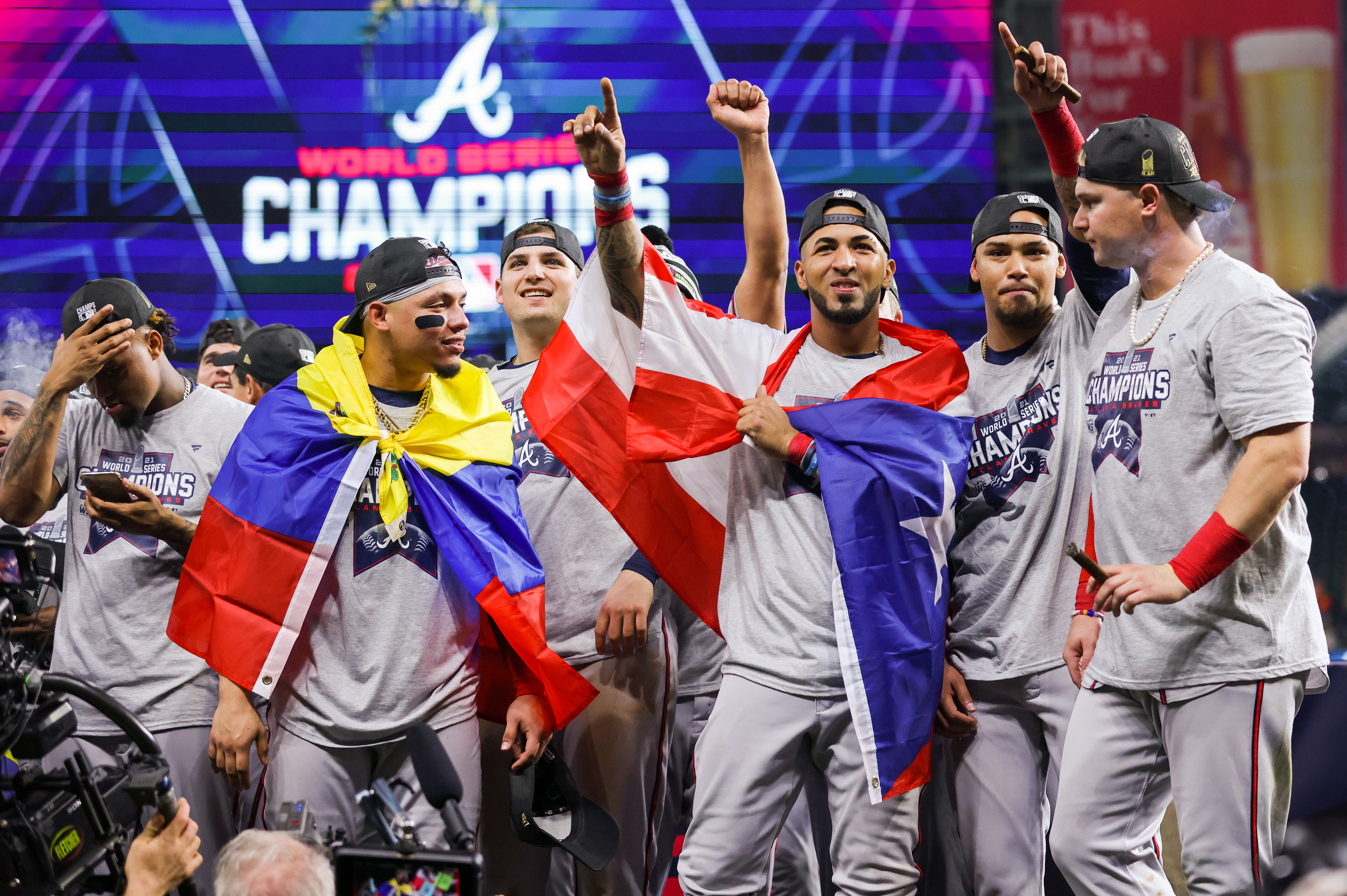 Braves Sent Wwe Championship Belt After 21 World Series Victory Vs Astros Bleacher Report Latest News Videos And Highlights