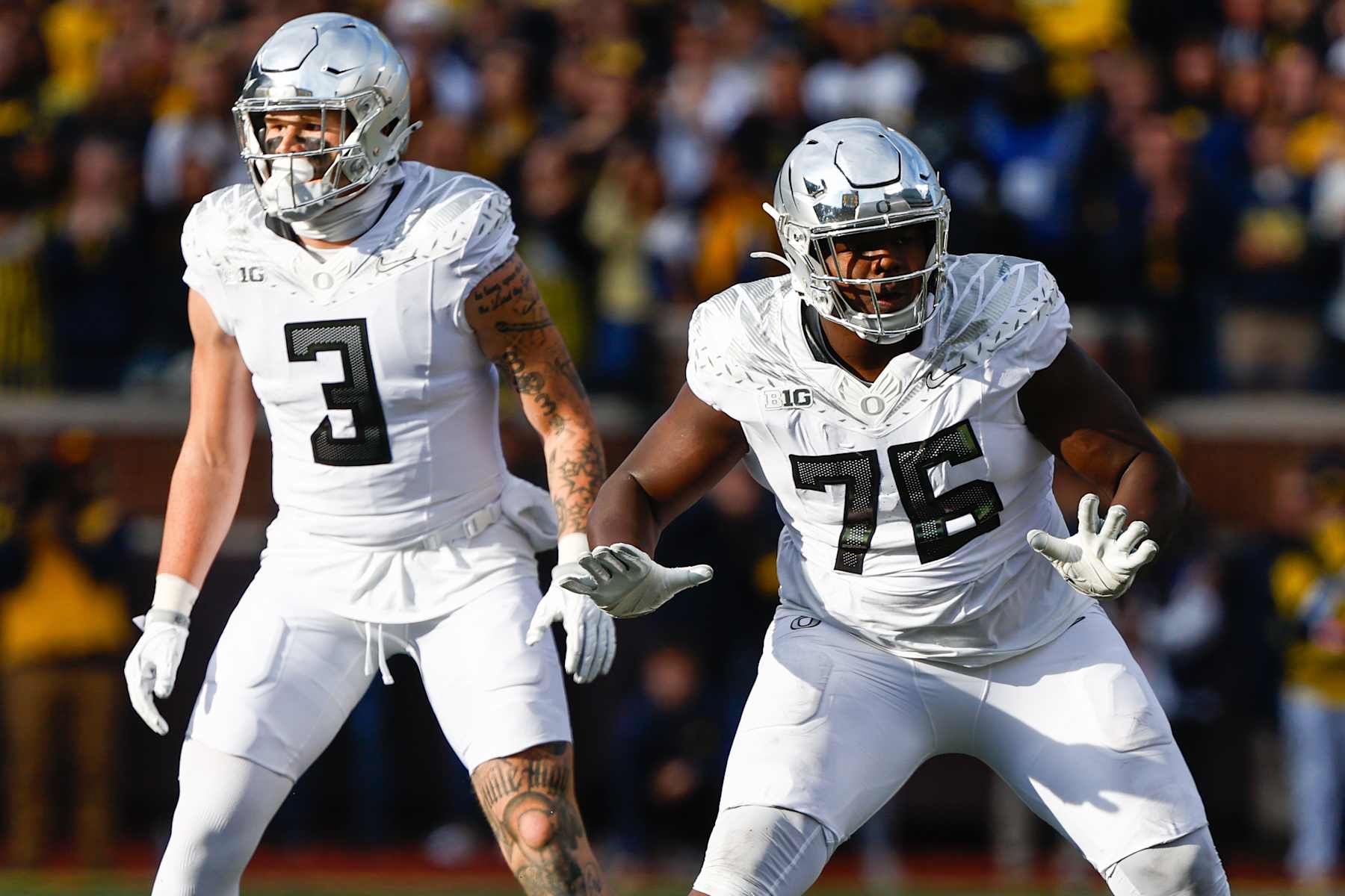 Oregon left tackle Josh Conerly