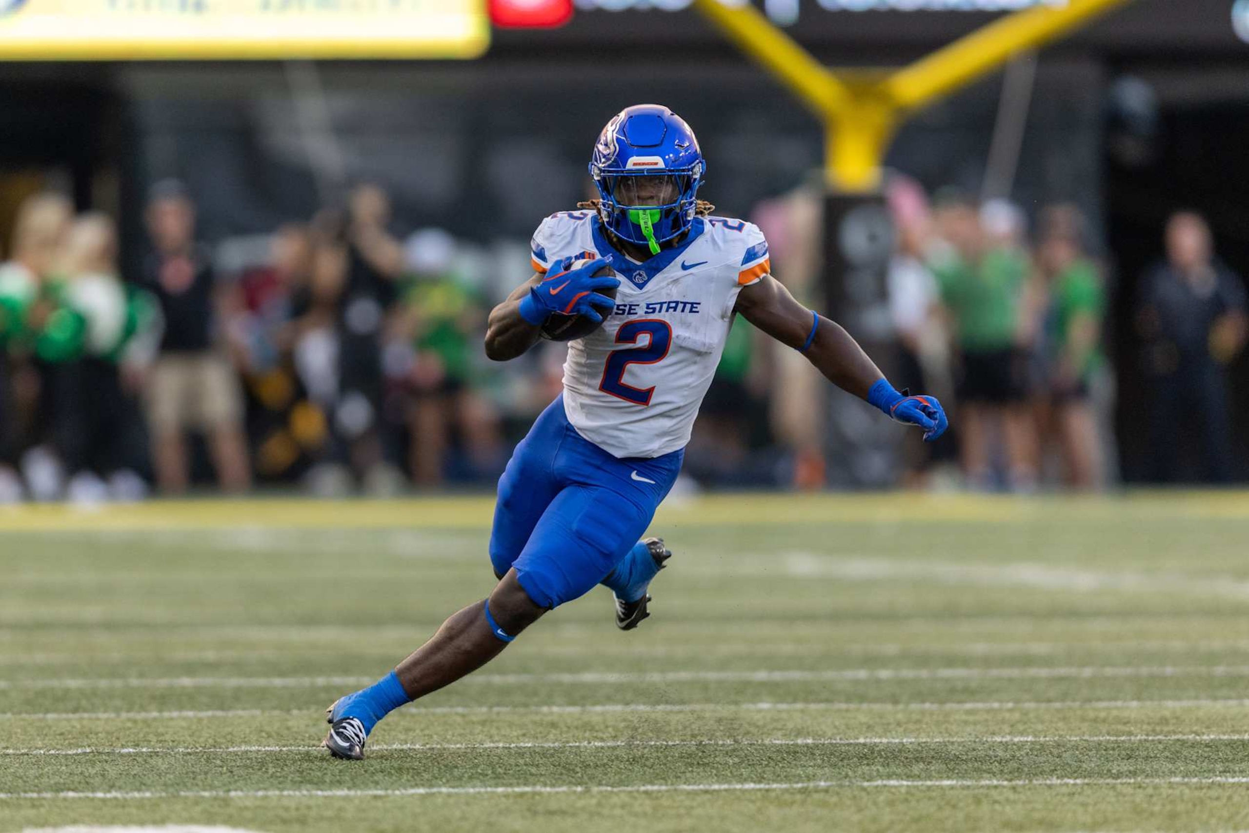 EUGENE, OREGON - SEPTEMBER 7: Ashton Jeanty #2 of the Boise State Broncos runs with the ball against the Oregon Ducks at Autzen Stadium on September 7, 2024 in Eugene, Oregon.  (Photo by Tom Hauck/Getty Images)