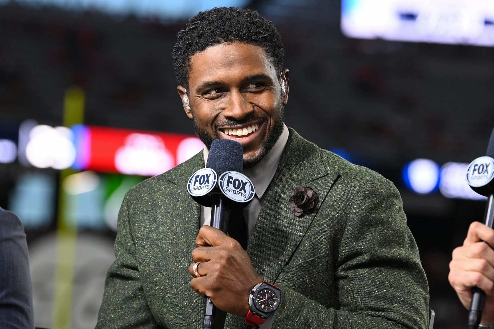 LAS VEGAS, NV - DECEMBER 02: Fox college football studio analyst Reggie Bush looks on before the Pac-12 Conference championship game between the Utah Utes and the USC Trojans at Allegiant Stadium on December 2, 2022 in Las Vegas, Nevada. (Photo by Brian Rothmuller/Icon Sportswire via Getty Images)