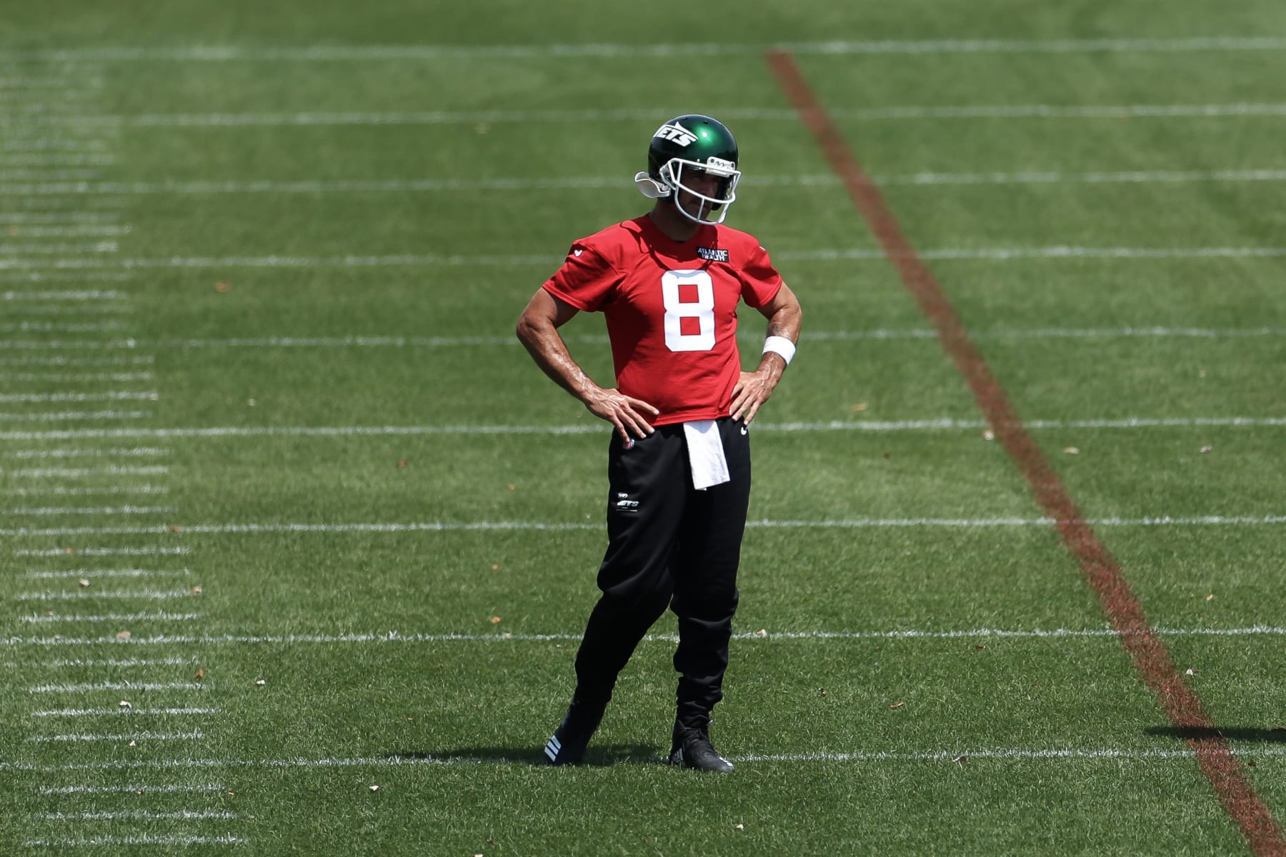 FLORHAM PARK, NEW JERSEY - JUNE 04: Aaron Rodgers #8 of the New York Jets looks on during New York Jets OTA Offseason Workouts at Atlantic Health Jets Training Center on June 04, 2024 in Florham Park, New Jersey.  (Photo by Luke Hales/Getty Images)