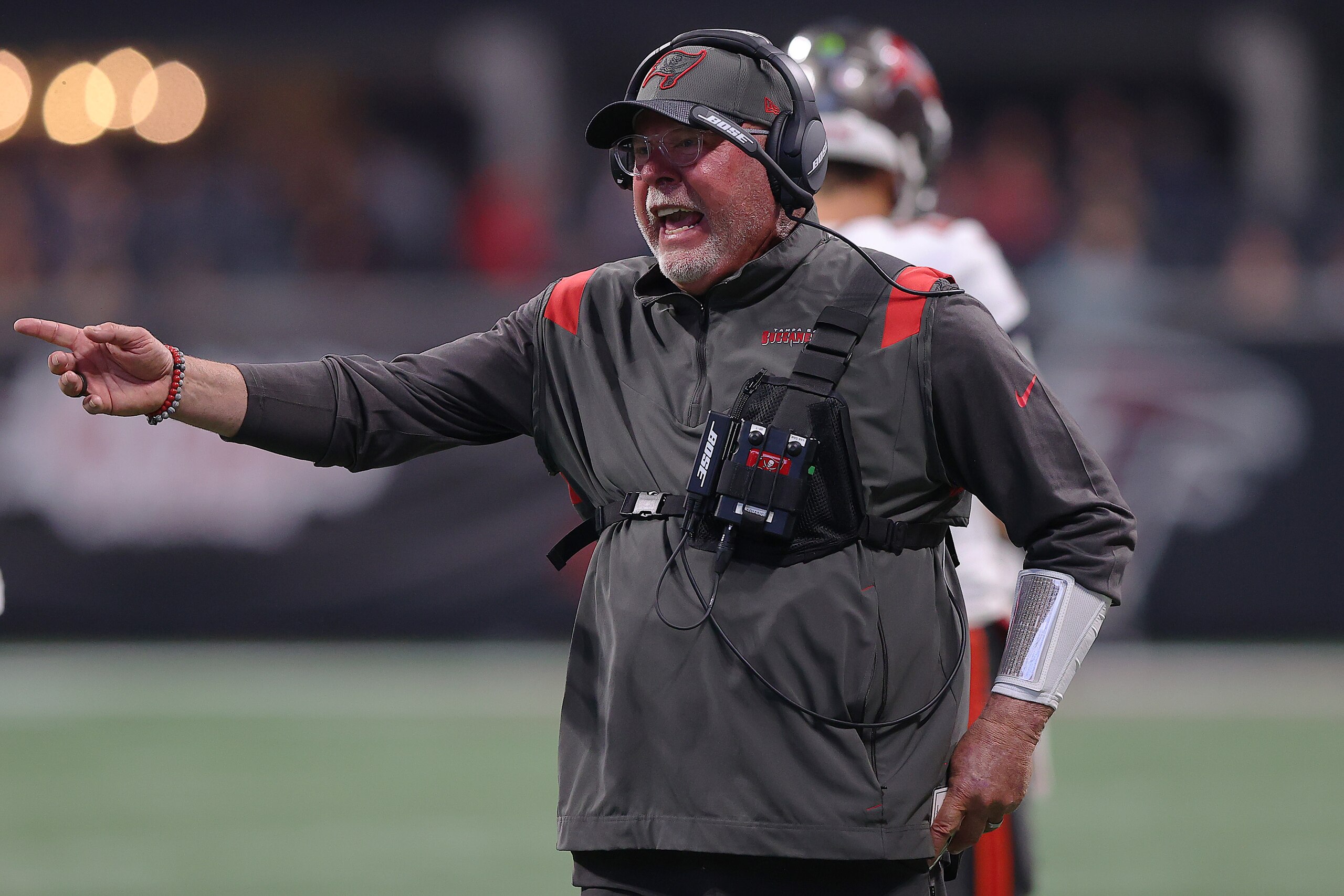 ATLANTA, GEORGIA - DECEMBER 05: Head coach Bruce Arians of the Tampa Bay Buccaneers reacts during the fourth quarter against the Atlanta Falcons at Mercedes-Benz Stadium on December 05, 2021 in Atlanta, Georgia. (Photo by Todd Kirkland/Getty Images)