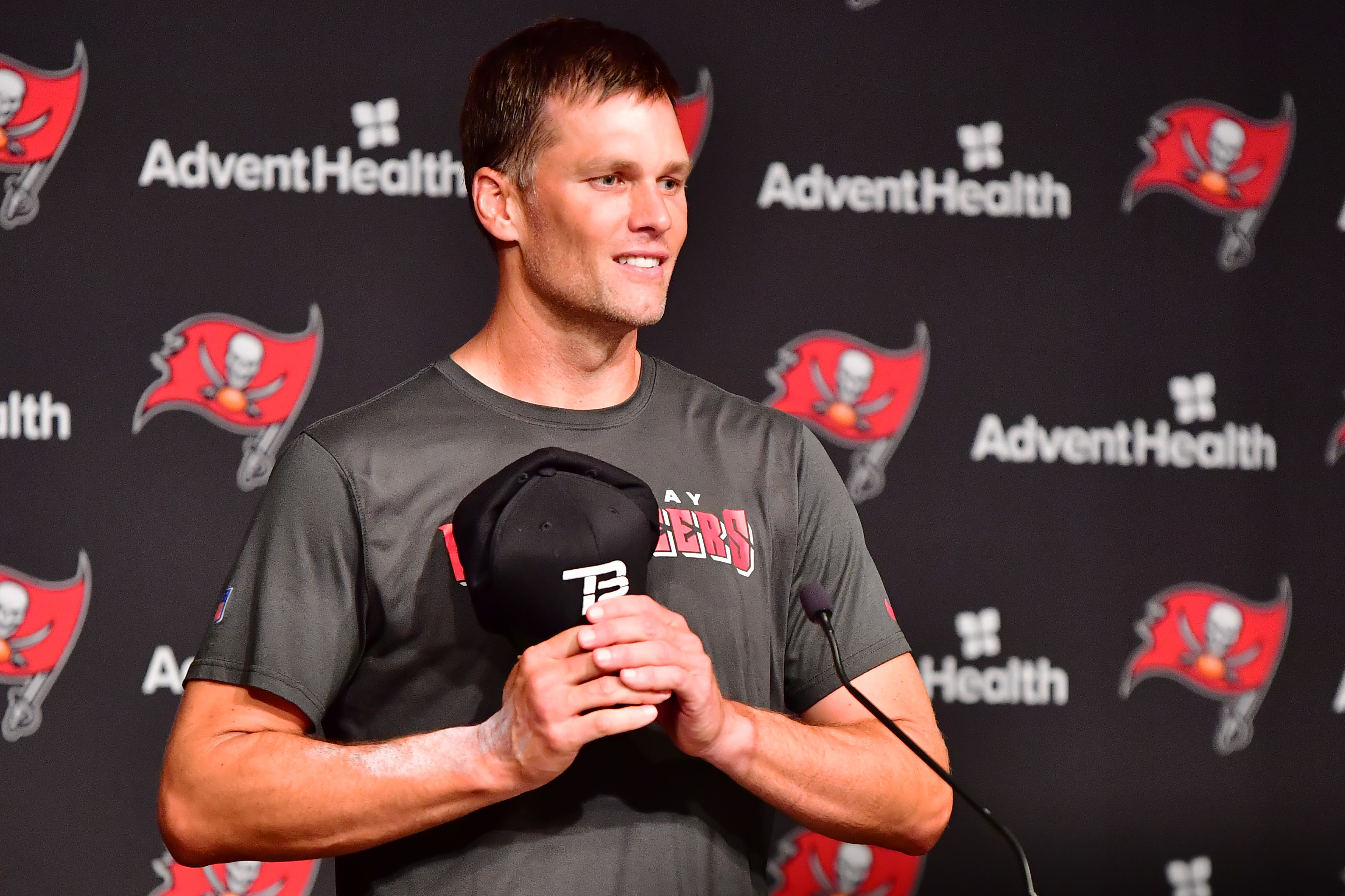 Tom Brady Lauded for Strong Showing in Bucs' Preseason Game vs. Colts, News, Scores, Highlights, Stats, and Rumors