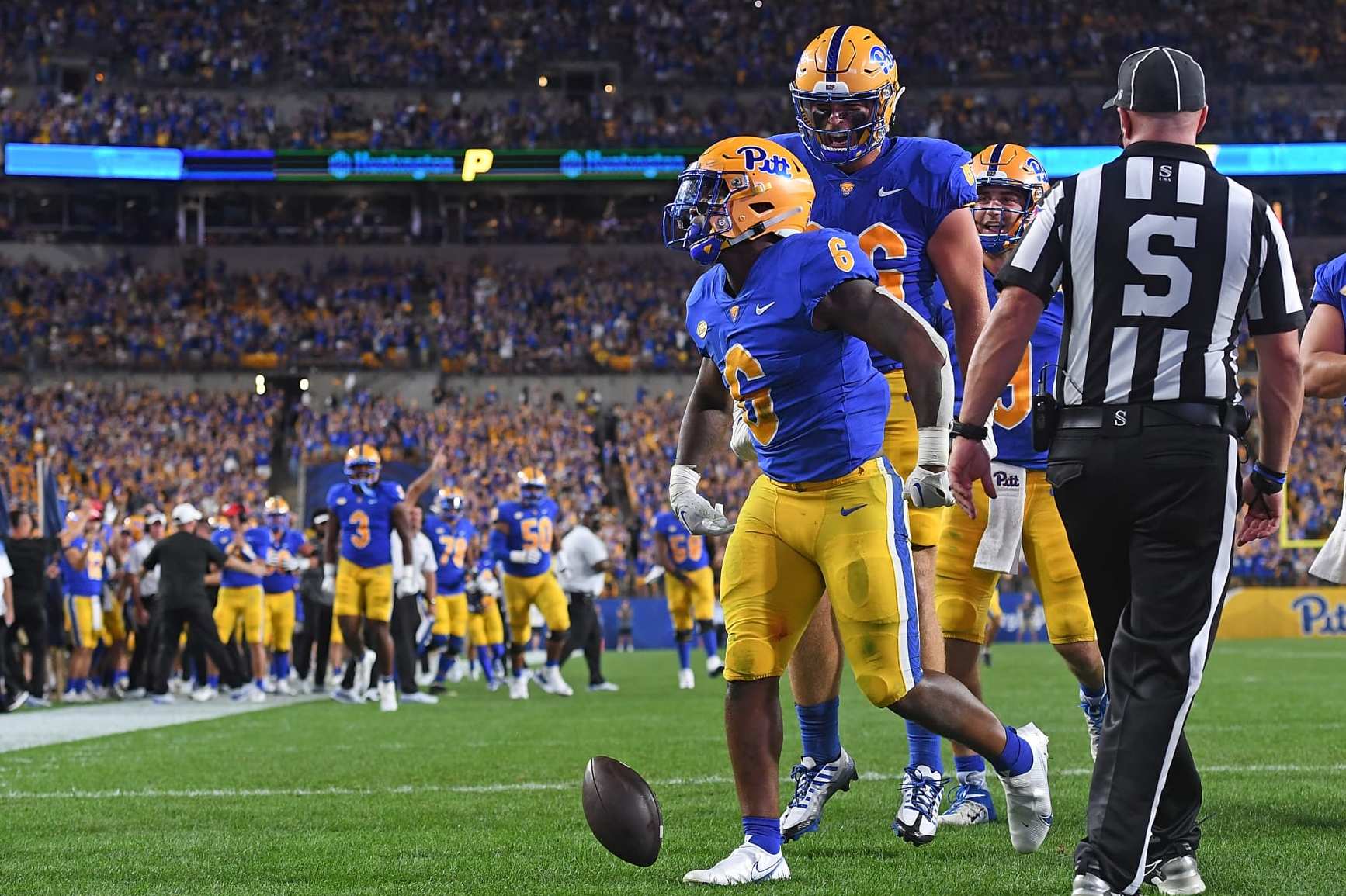 PITTSBURGH, PA - SEPTEMBER 01: Rodney Hammond Jr. #6 of the Pittsburgh Panthers celebrates after rushing for a 6-yard touchdown in the second quarter during the game against the West Virginia Mountaineers at Acrisure Stadium on September 1, 2022 in Pittsburgh, Pennsylvania. (Photo by Justin Berl/Getty Images)
