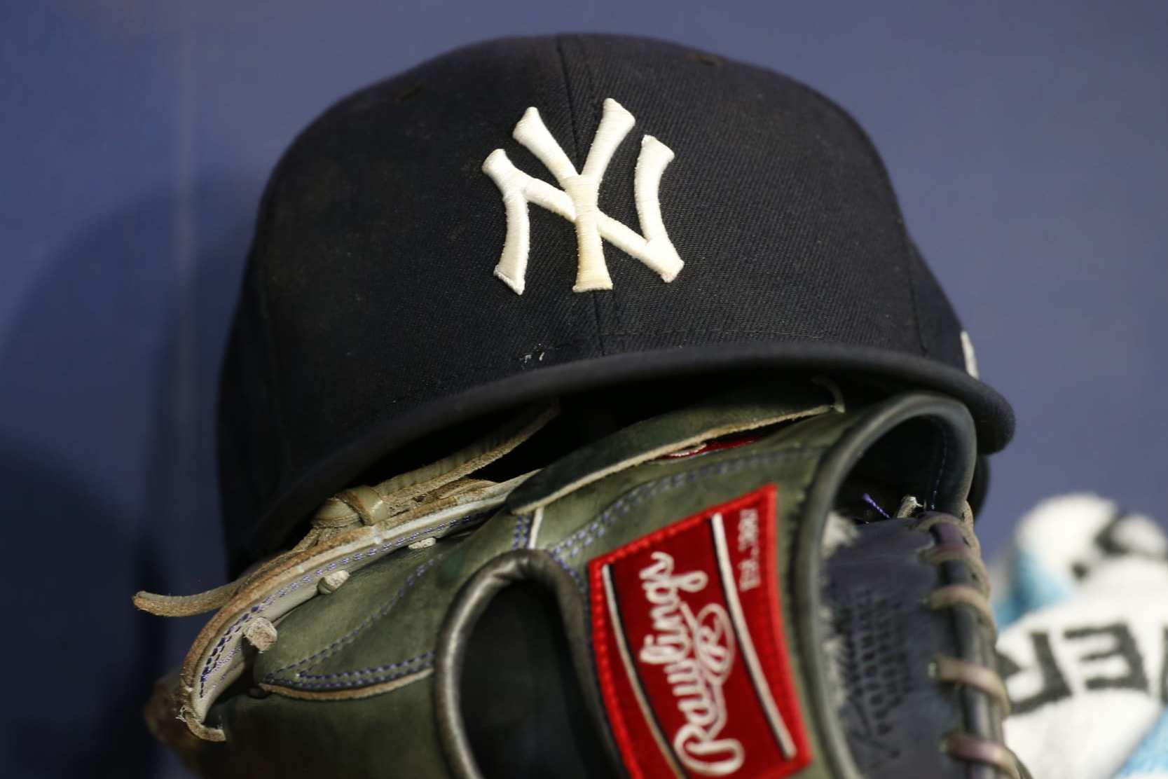 Bleacher Report] Yankee hats for tonight : r/NYYankees