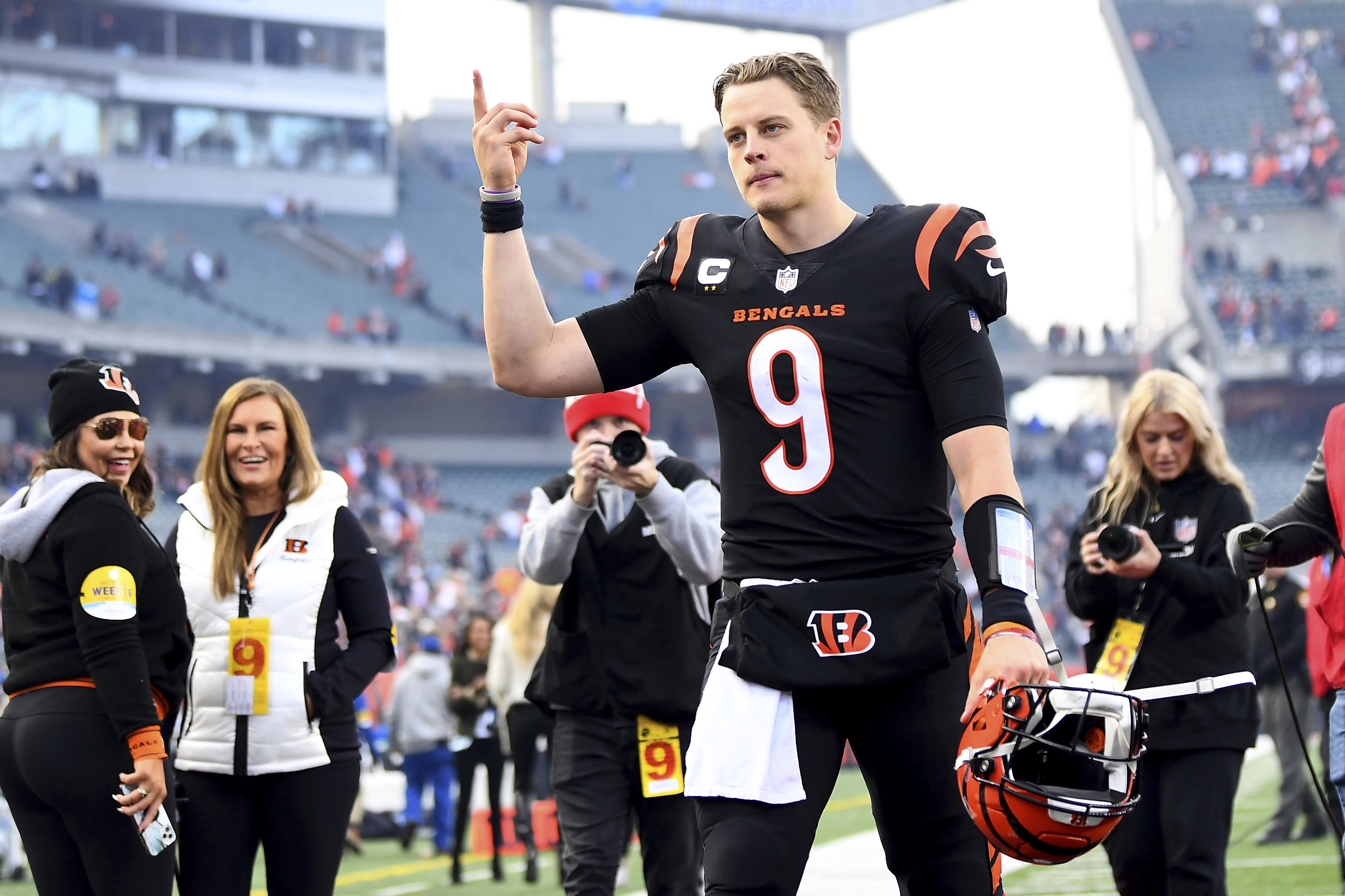 Joe Burrow, Bengals Clinch 1st AFC North Title Since 2015 with Win over  Chiefs, News, Scores, Highlights, Stats, and Rumors