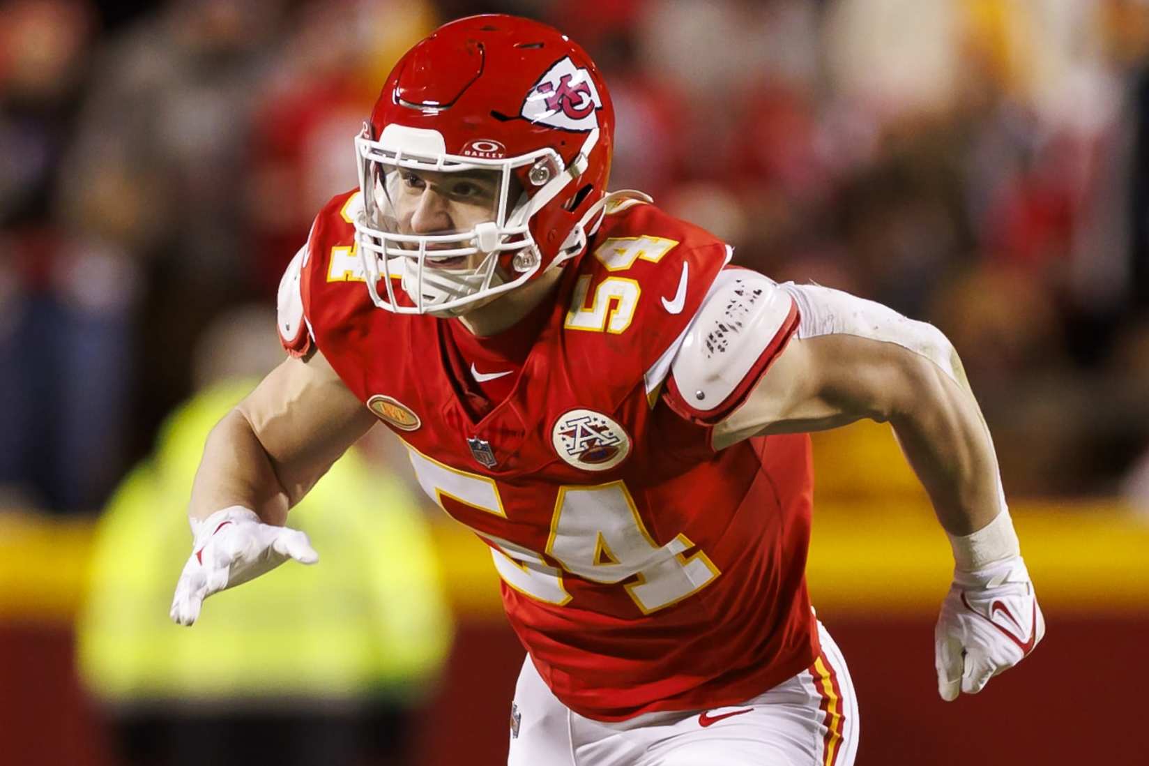 KANSAS CITY, MISSOURI - DECEMBER 31: Leo Chenal #54 of the Kansas City Chiefs runs around the edge during an NFL football game against the Cincinnati Bengals at GEHA Field at Arrowhead Stadium on December 31, 2023 in Kansas City, Missouri. (Photo by Ryan Kang/Getty Images)