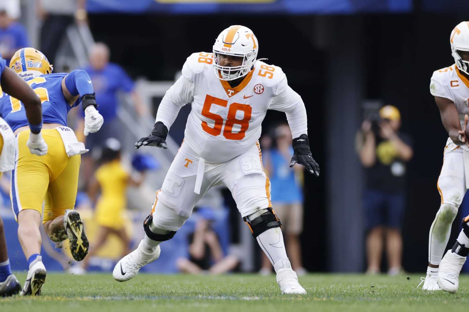 Chicago Bears draft Tennessee OT Darnell Wright at No. 10