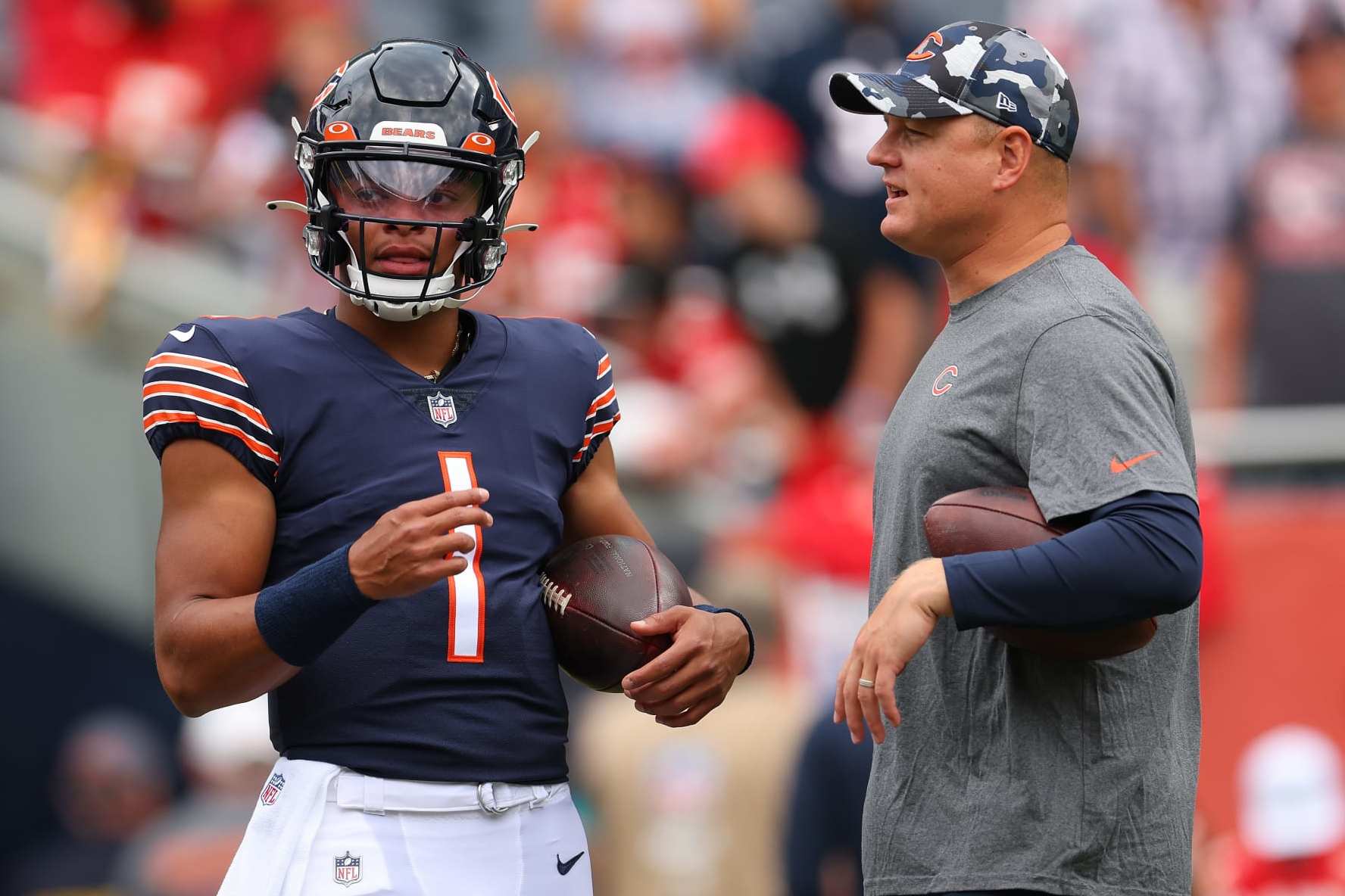 Bears offensive coordinator Luke G : There's 'no one that cares more'  than Justin Fields - Chicago Sun-Times