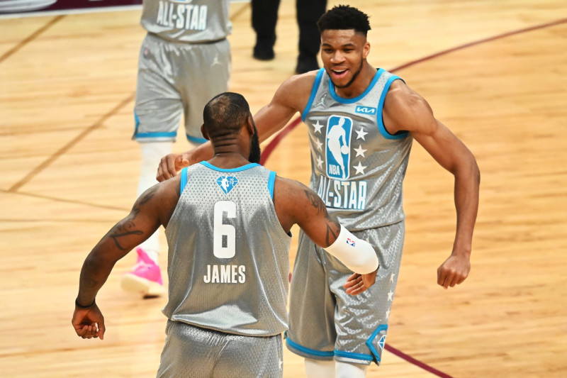 Giannis antetokounmpo jordan hotsell