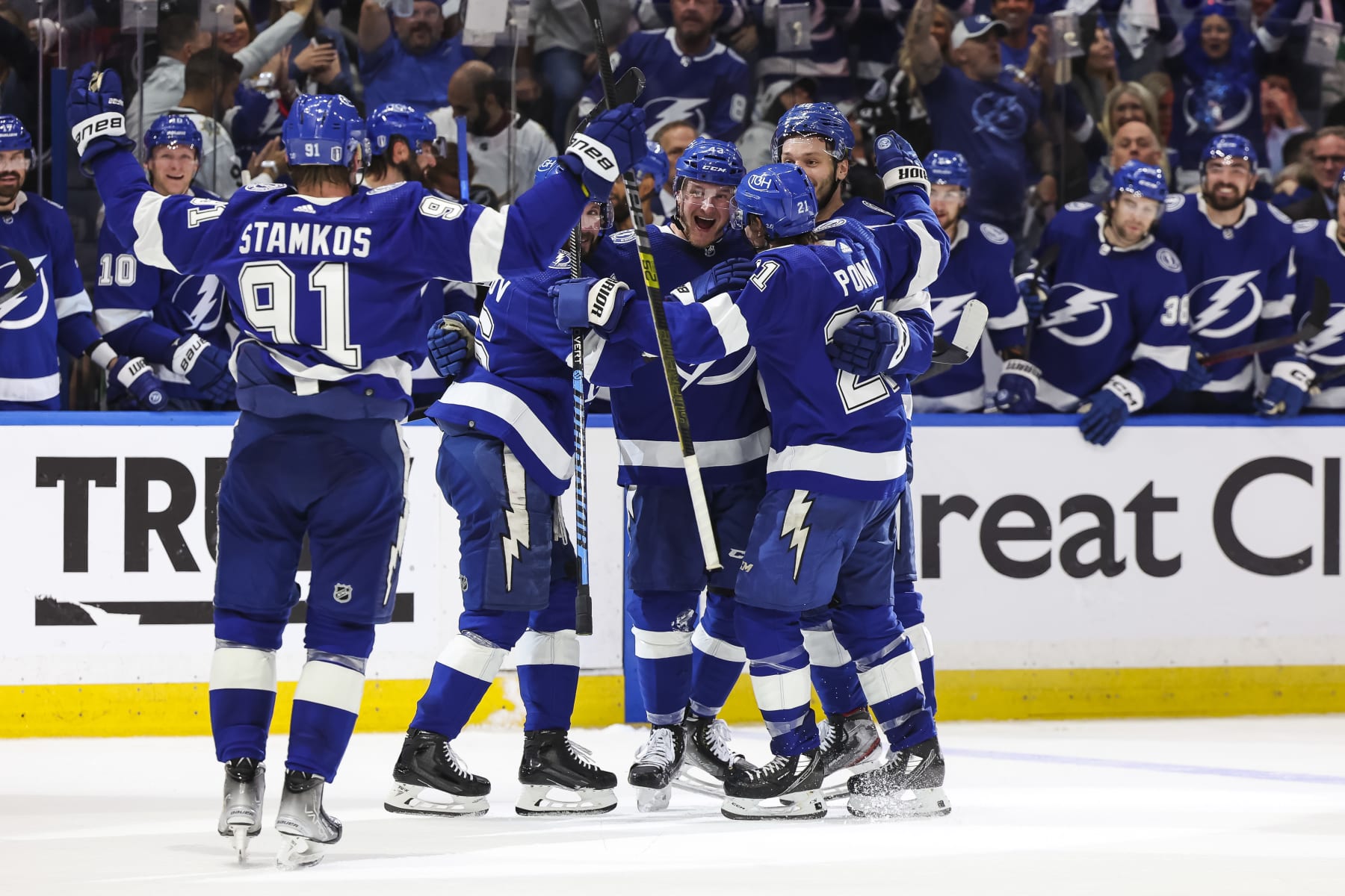 NHL Rumors Lightning Selling Minority Ownership Stake at Record 1.4B