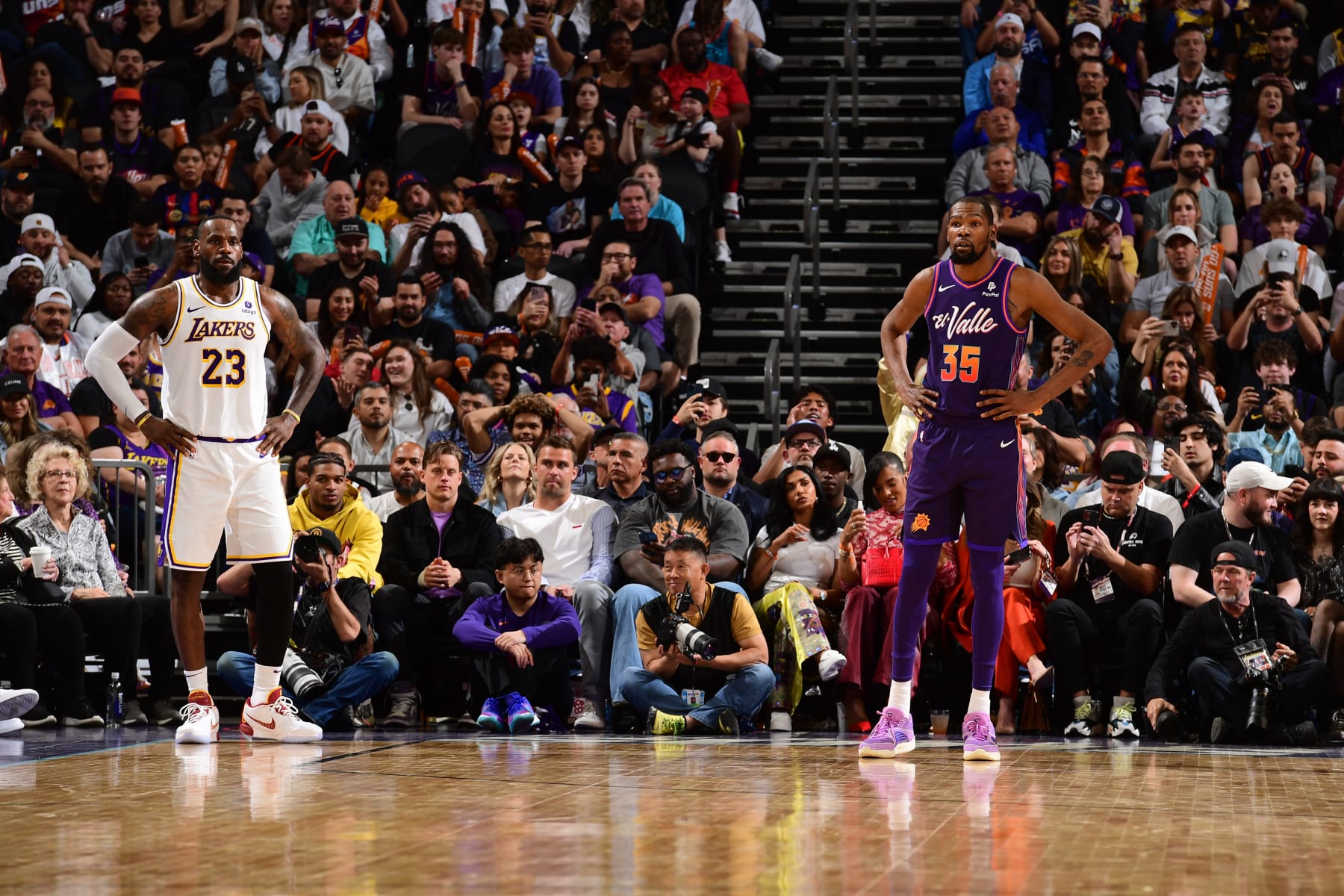 PHOENIX, AZ - FEBRUARY 25: LeBron James #23 of the Los Angeles Lakers and Kevin Durant #35 of the Phoenix Suns during the game on February 25, 2024 at Footprint Center in Phoenix, Arizona. NOTE TO USER: User expressly acknowledges and agrees that, by downloading and or using this photograph, user is consenting to the terms and conditions of the Getty Images License Agreement. Mandatory Copyright Notice: Copyright 2024 NBAE (Photo by Kate Frese/NBAE via Getty Images)
