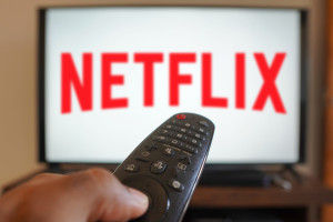 NFL, Netflix Announce 3-Year Contract to Stream Christmas, Holiday Games on Schedule