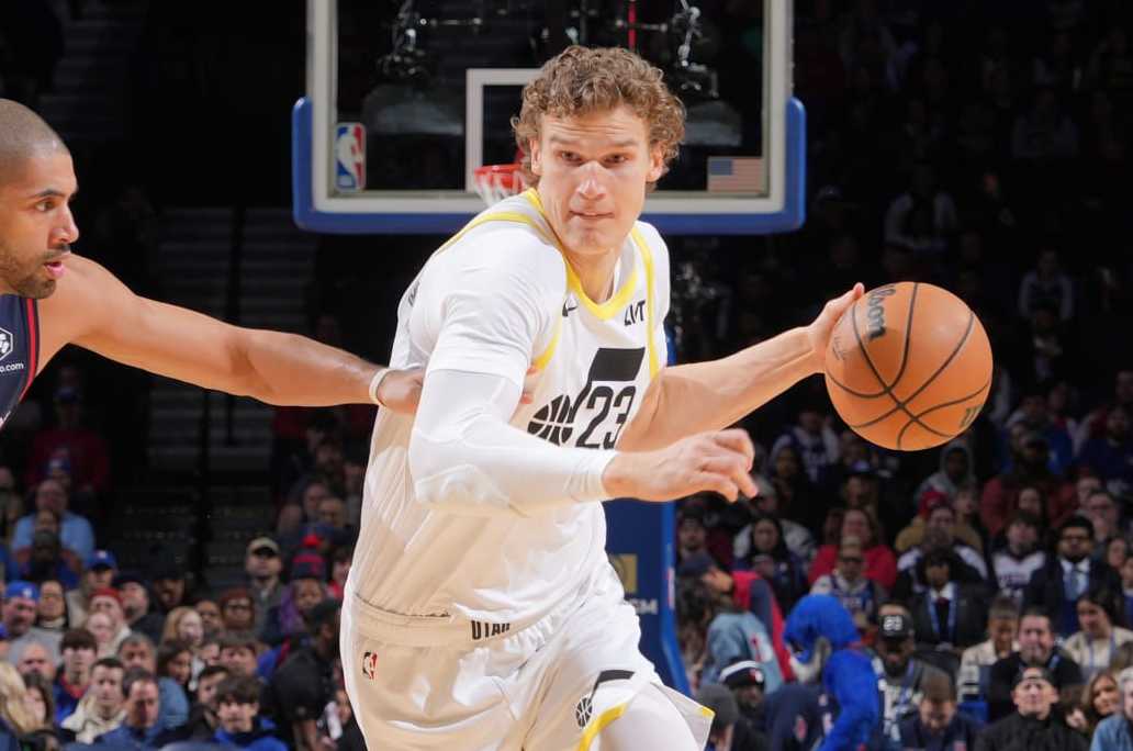 PHILADELPHIA, PA - JANUARY 6: Lauri Markkanen #23 of the Utah Jazz goes to the basket during the game on January 6, 2024 at the Wells Fargo Center in Philadelphia, Pennsylvania NOTE TO USER: User expressly acknowledges and agrees that, by downloading and/or using this Photograph, user is consenting to the terms and conditions of the Getty Images License Agreement. Mandatory Copyright Notice: Copyright 2024 NBAE (Photo by Jesse D. Garrabrant/NBAE via Getty Images)