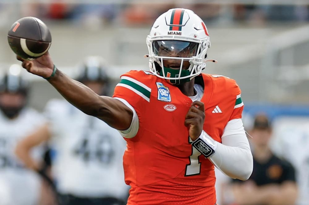 ORLANDO, FL - DECEMBER 28: Miami Hurricanes quarterback Cam Ward (1) throws a pass during the game between the Miami Hurricanes and the Iowa State Cyclones on December 28, 2024 at Camping World Stadium in Orlando, Fl. (Photo by David Rosenblum/Icon Sportswire via Getty Images)