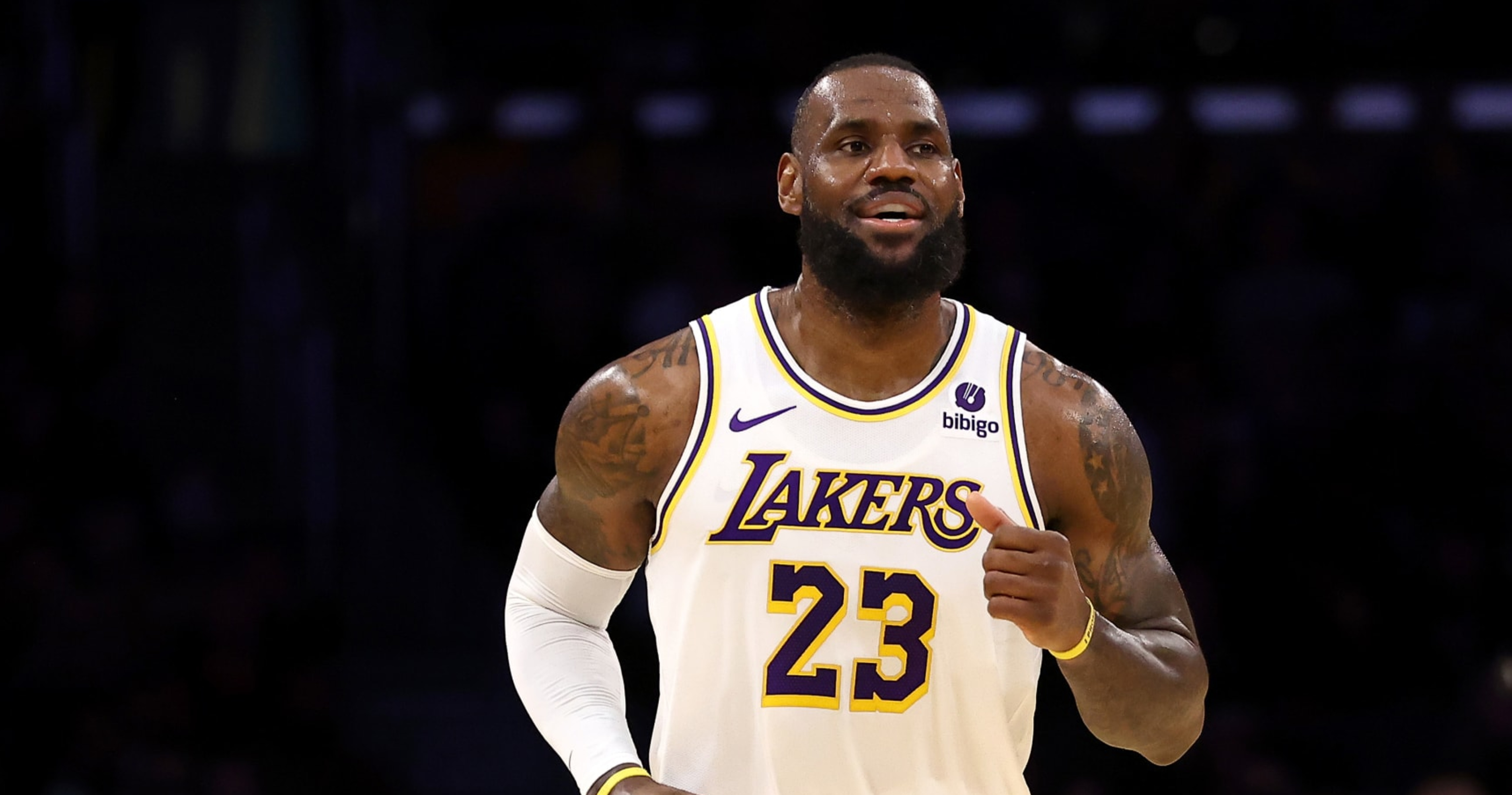 Lebron bleacher clearance report