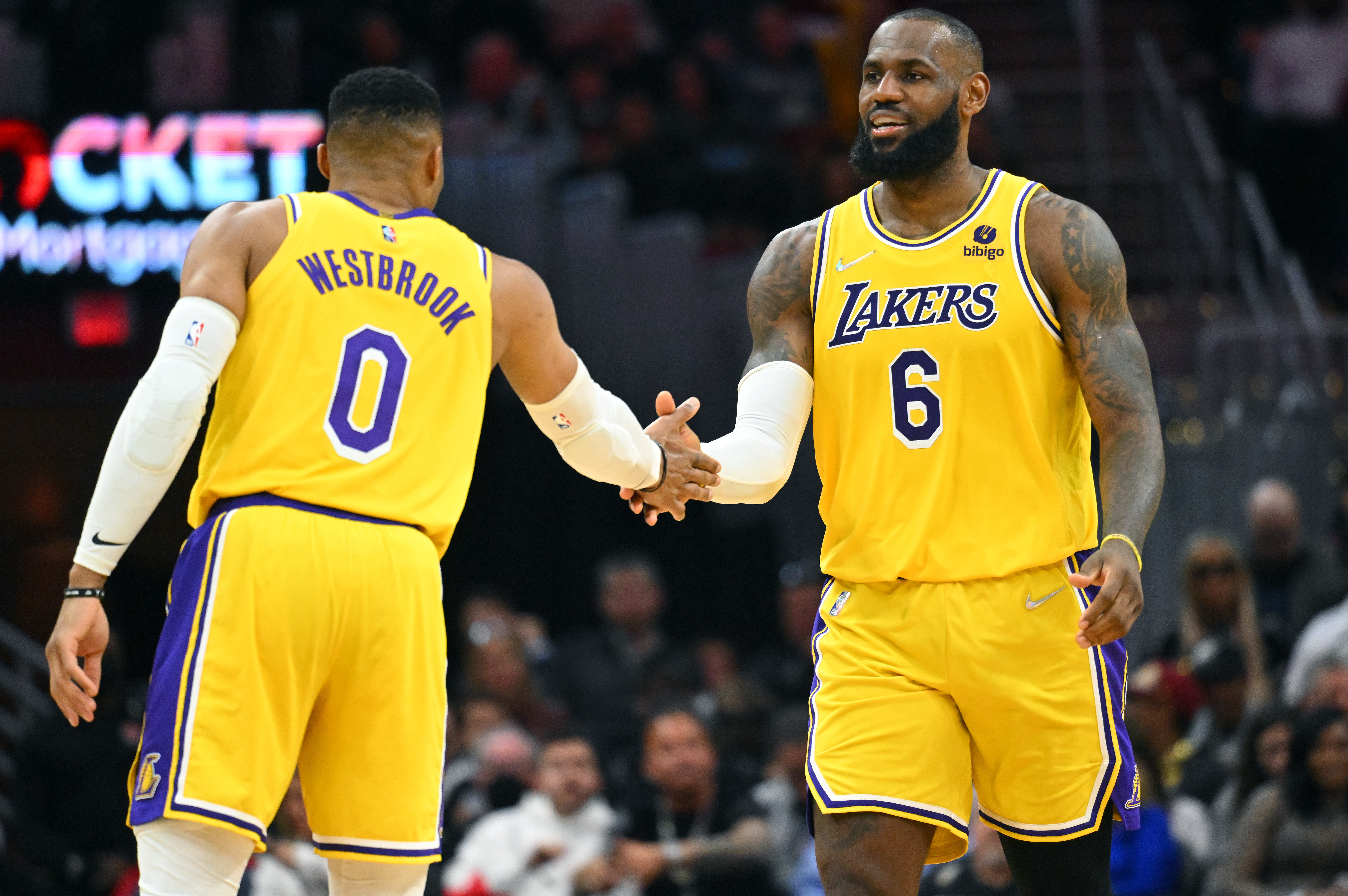 2022 Season Review: Will LeBron James commit to the Lakers for