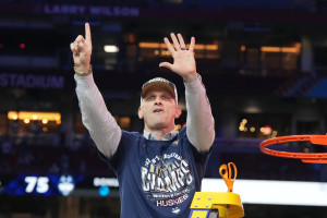 NBA Rumors: Dan Hurley Rejects Lakers' 6-Year, $70M Contract, Will Return to UConn