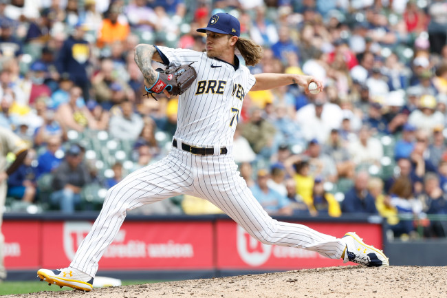 Josh Hader Cheered by Brewers Fans in 1st Appearance Since Racist Tweets  Emerged, News, Scores, Highlights, Stats, and Rumors