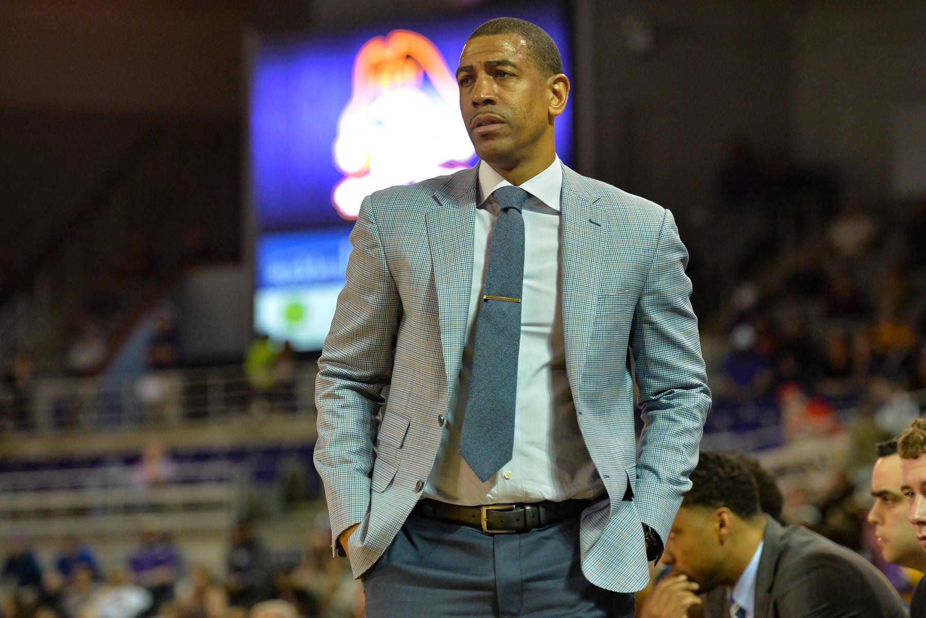 Pistons Rumors Kevin Ollie Seen by Insiders as GM Troy Weaver's