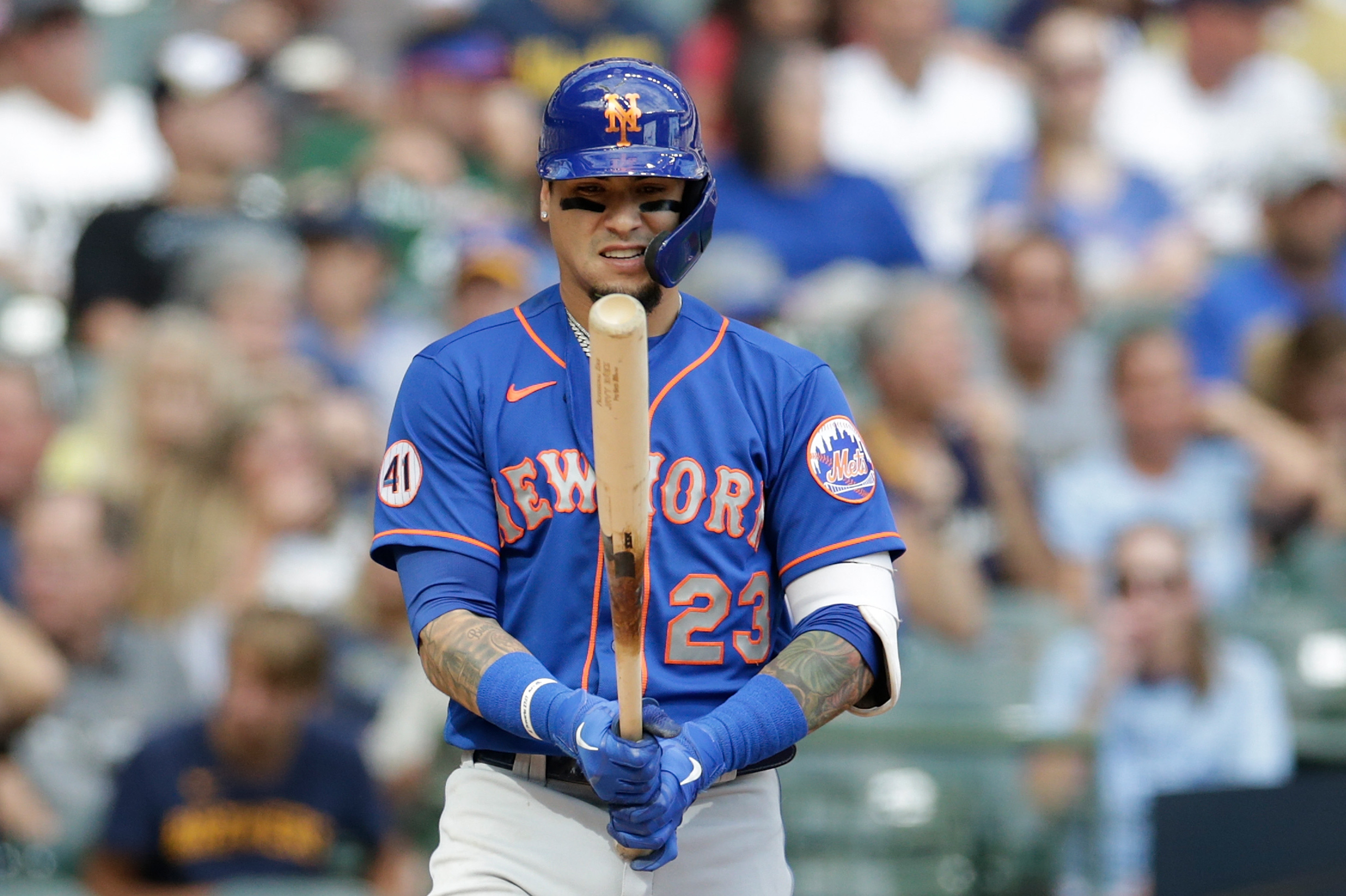 Meet the Mess: Javier Báez blasts fans, Sandy Alderson blasts Báez