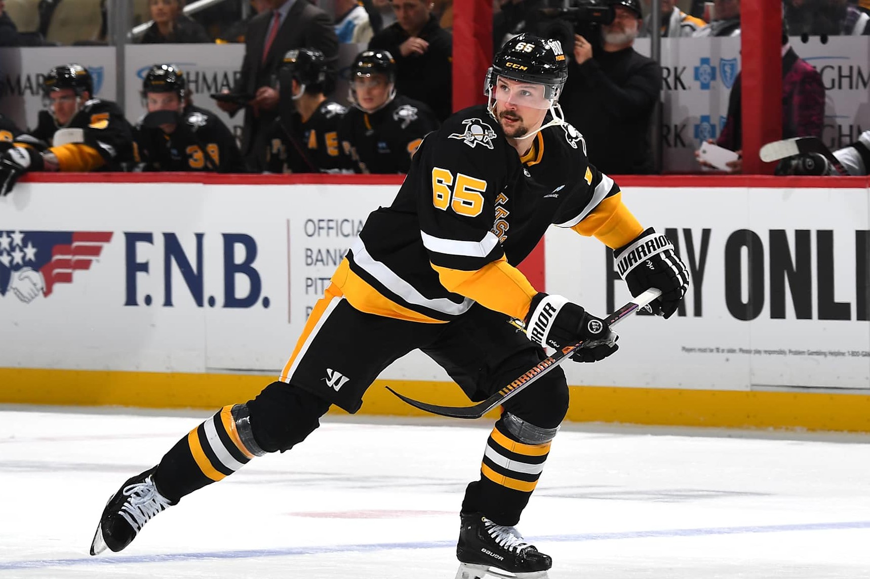 PITTSBURGH, PA - DECEMBER 17: Erik Karlsson #65 of the Pittsburgh Penguins skates during the game against the Los Angeles Kings at PPG PAINTS Arena on December 17, 2024 in Pittsburgh, Pennsylvania. (Photo by Joe Sargent/NHLI via Getty Images)