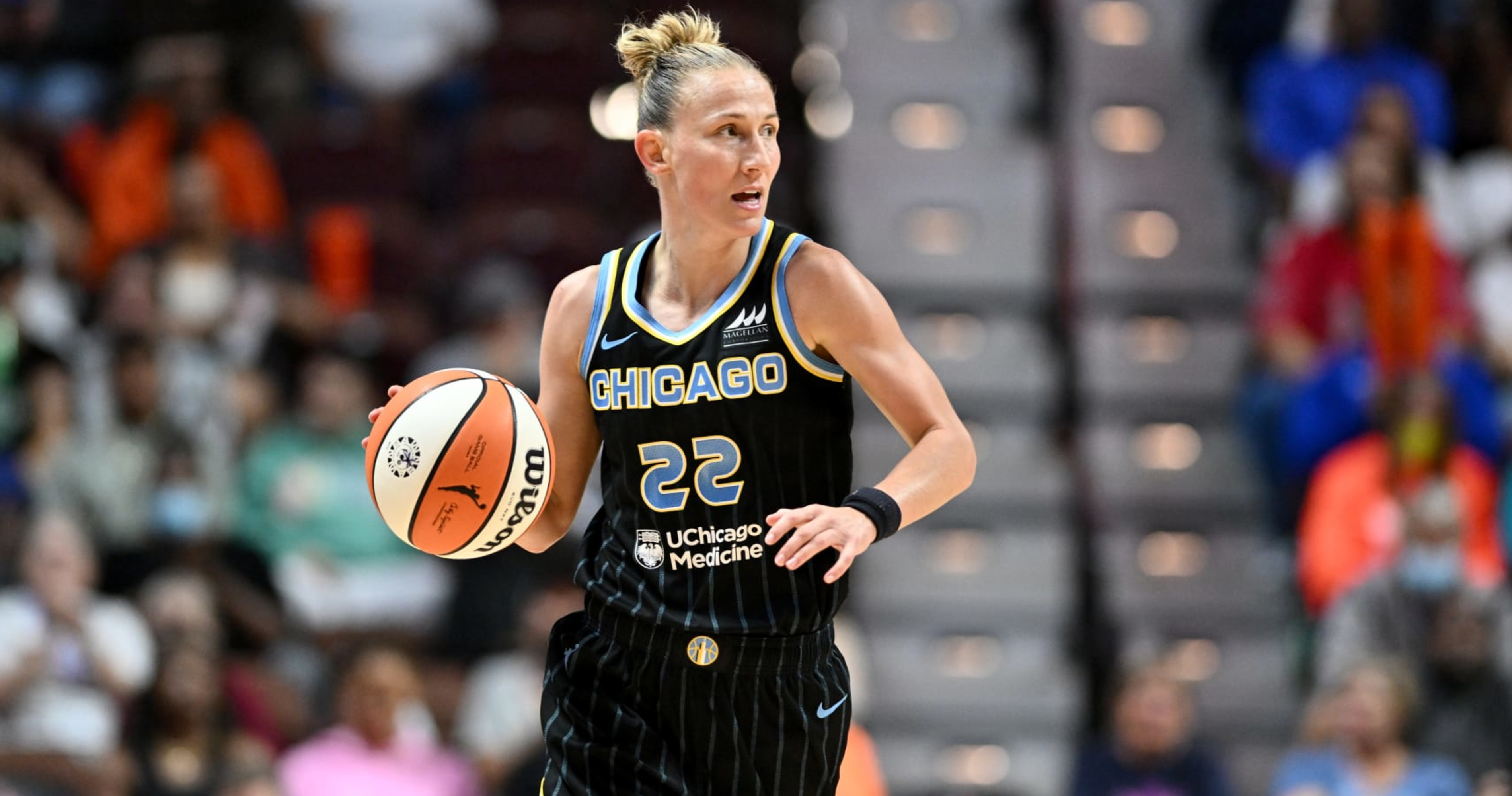 Courtney Vandersloot to Sign with Liberty, Join Breanna Stewart