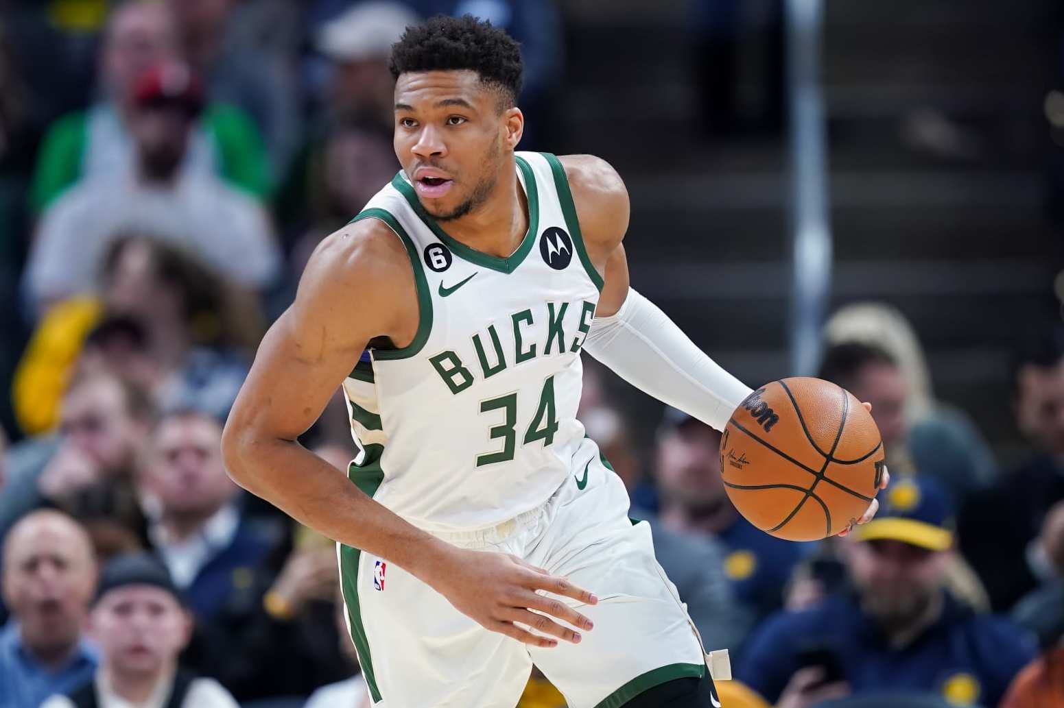 Allen, Bucks hang on after Giannis fouls out to edge Knicks - Seattle Sports