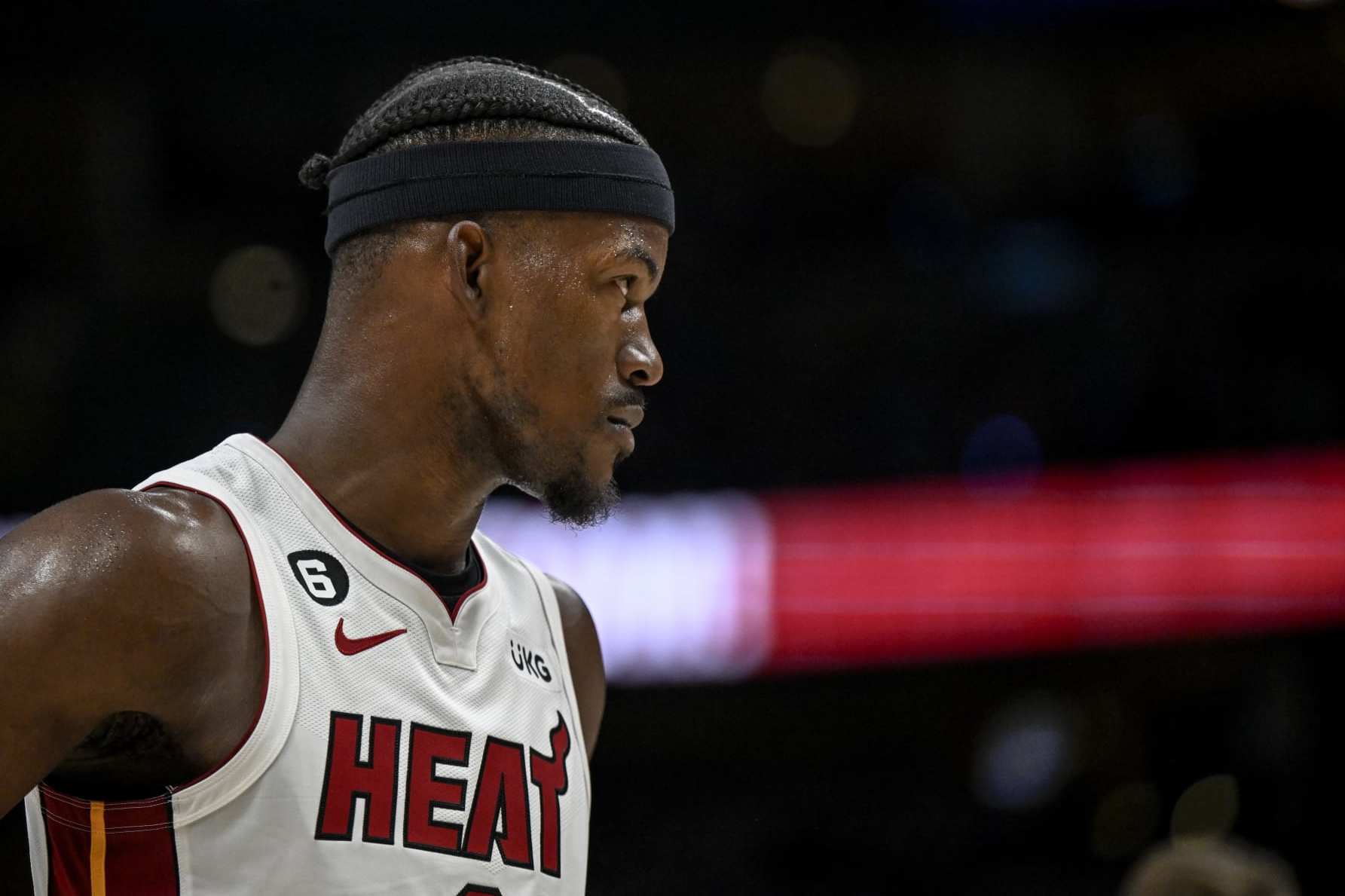 Heat's Jimmy Butler gives NBA Finals guarantee with 'emo' hairstyle