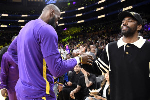 Kyrie Irving Rumors: 'Lakers Are Disinterested in Pursuing' Mavs Star in Free Agency