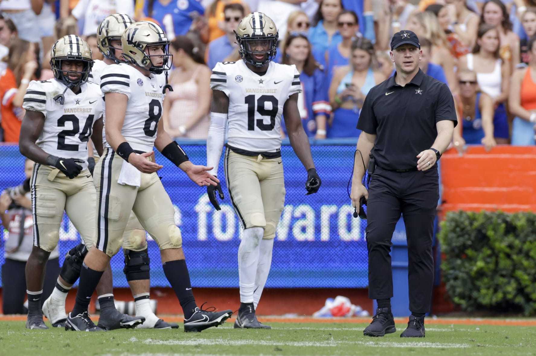 GAINESVILLE, FL - OCTOBER 09: Vanderbilt Commodores head coach Clark Lea during the game between the Vanderbilt Commodores and the Florida Gators on October 9, 2021 at Ben Hill Griffin Stadium in Gainesville, Fl. (Photo by David Rosenblum/Icon Sportswire via Getty Images)