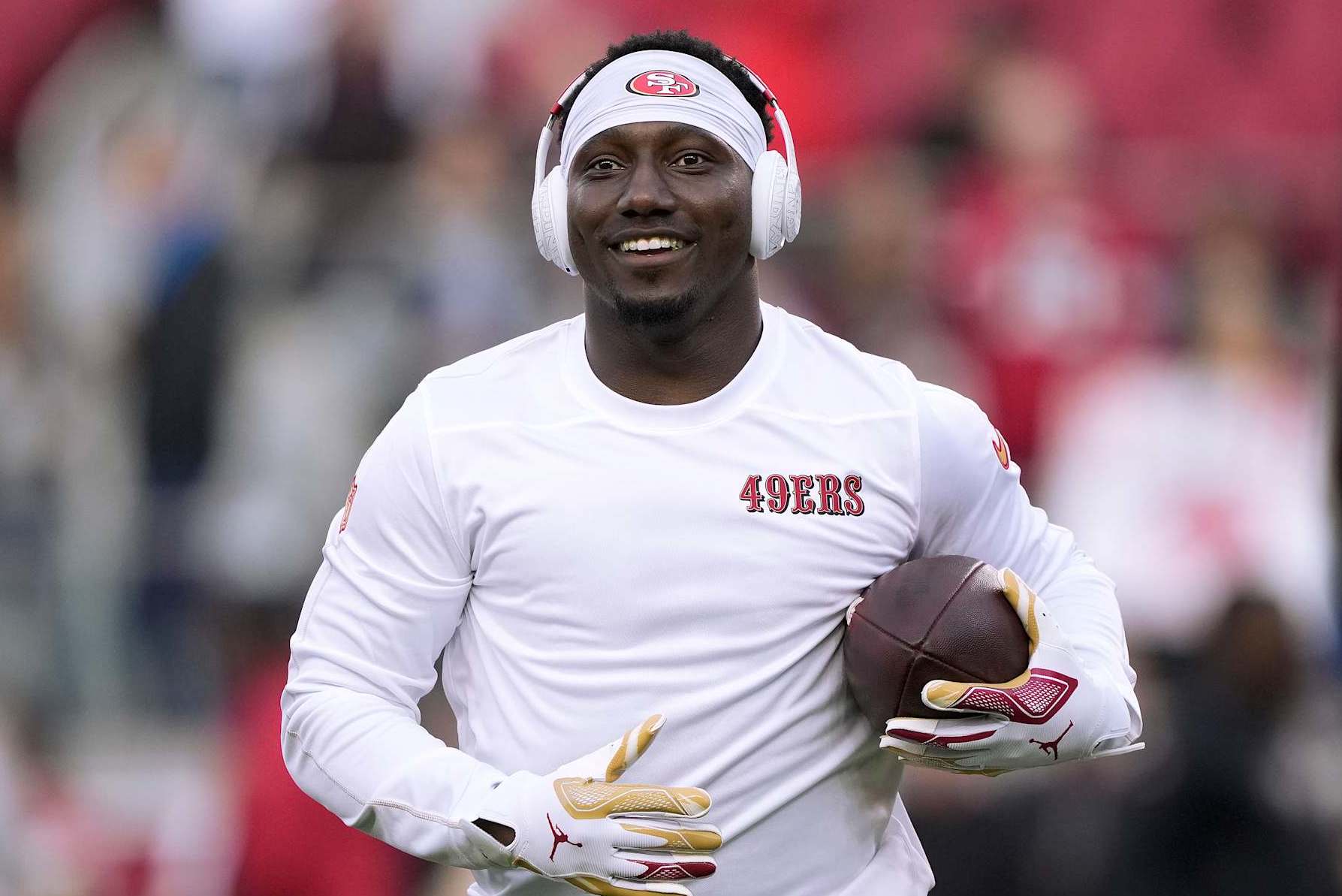 Deebo Samuel Trade Rumors: 49ers 'Expected to Explore' Deal in 2025 NFL Free Agency