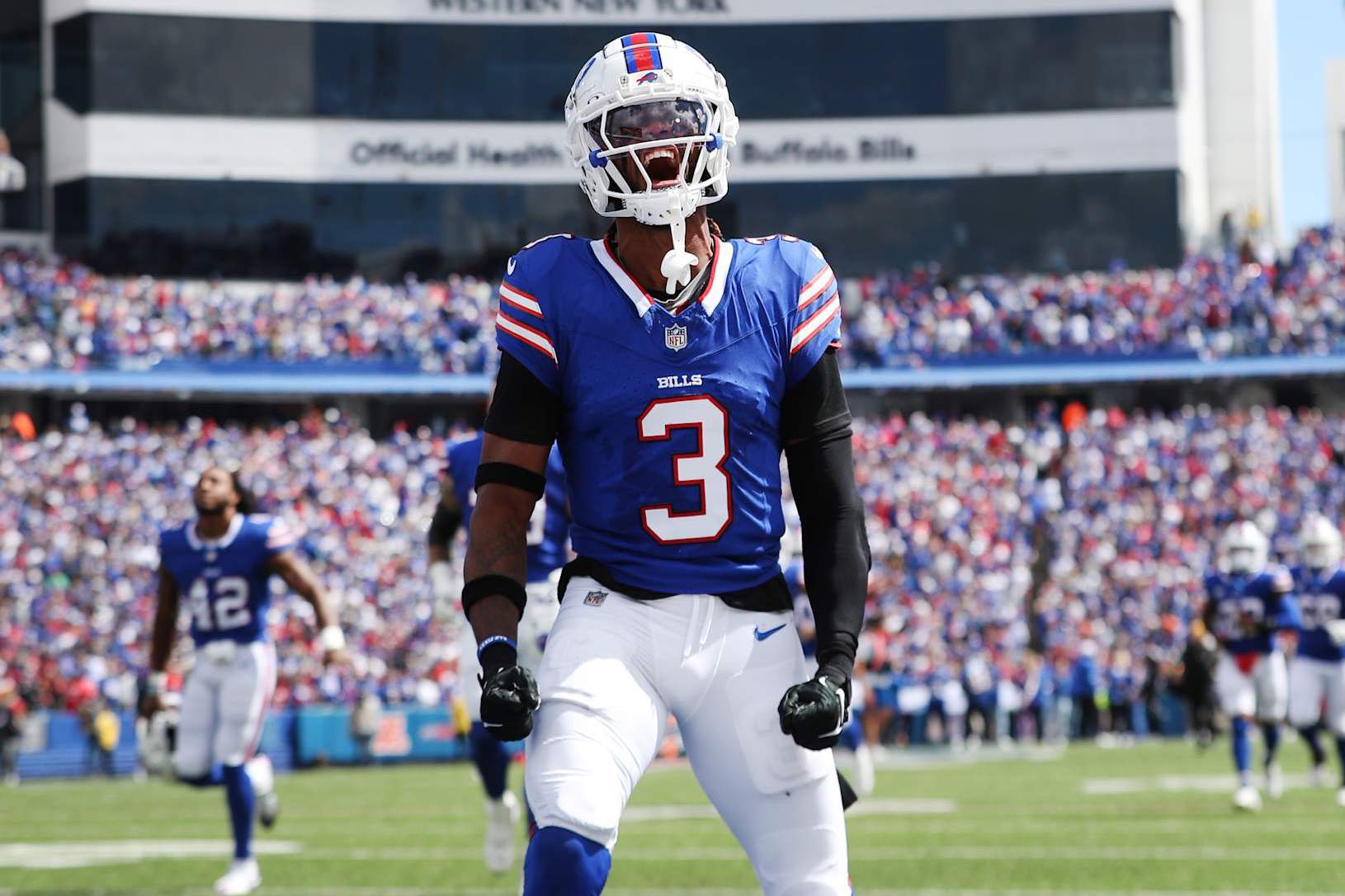 ORCHARD PARK, NEW YORK - SEPTEMBER 08: Damar Hamlin #3 of the Buffalo Bills reacts prior to a game against the Arizona Cardinals at Highmark Stadium on September 08, 2024 in Orchard Park, New York. (Photo by Bryan M. Bennett/Getty Images)